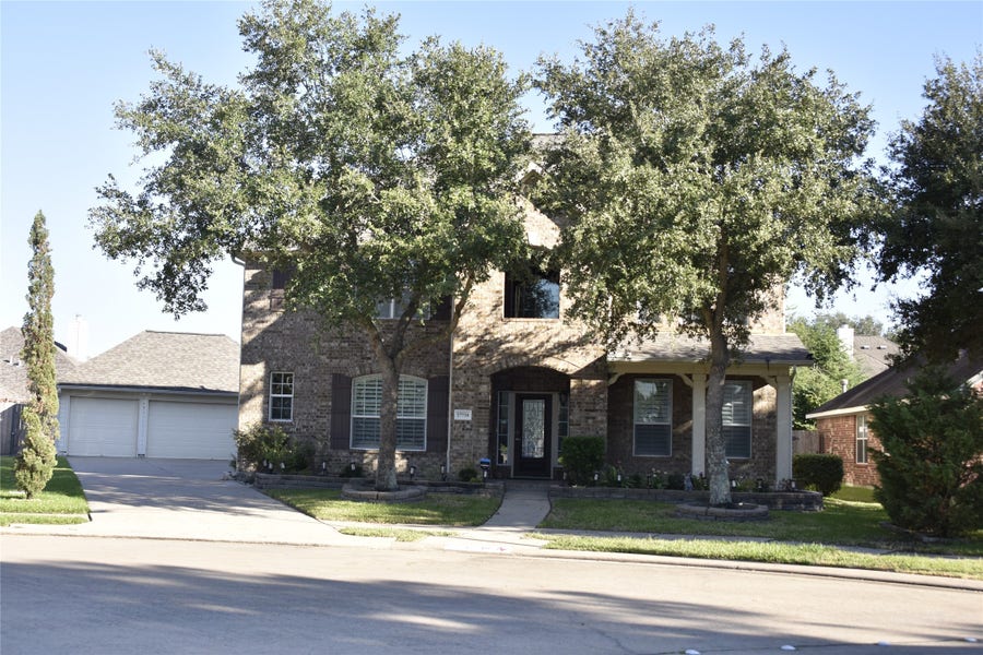 Property photo for 17718 Emerald Garden Lane, Houston, TX