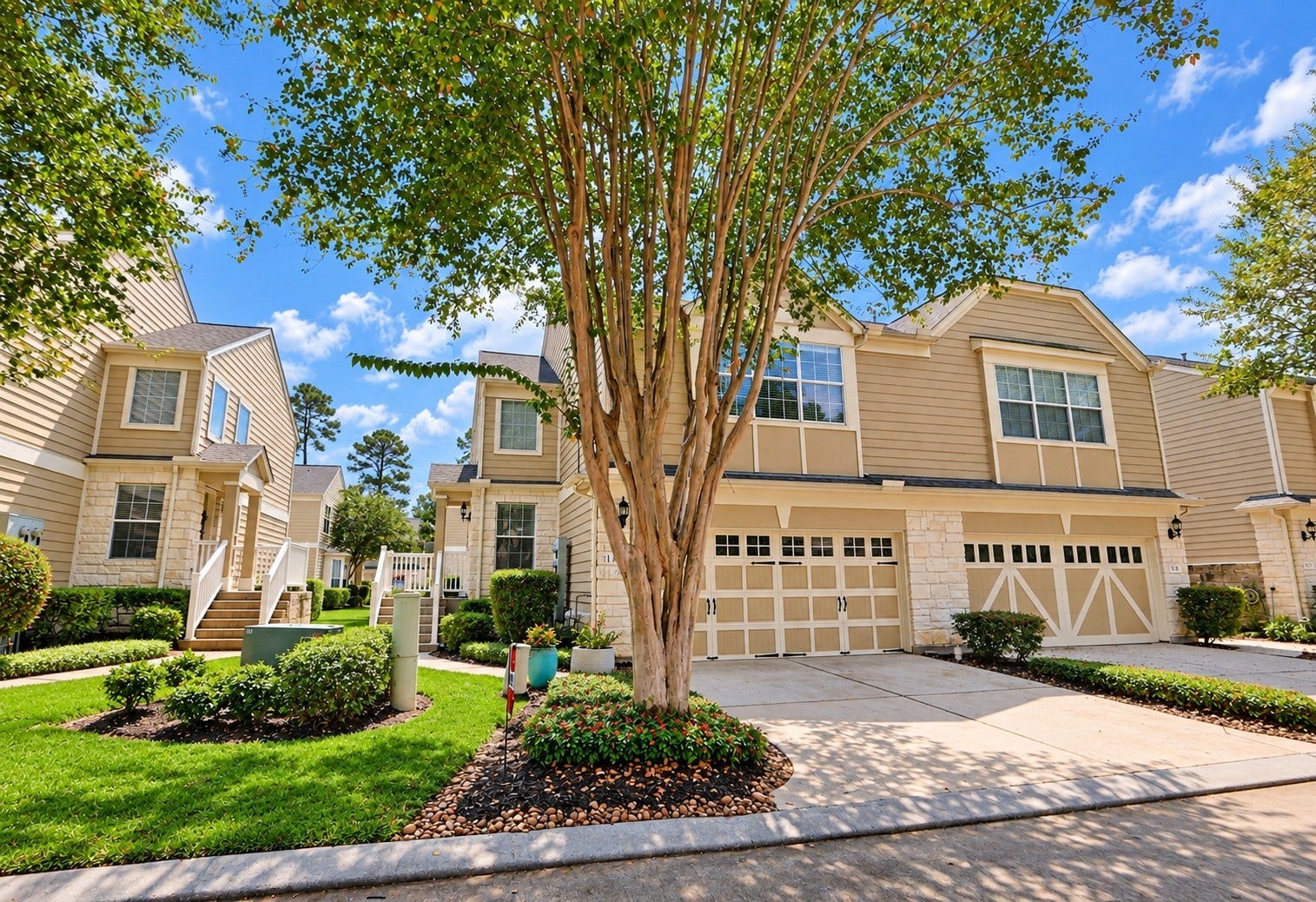 13600 Breton Ridge Street, #11A, Houston, TX 77070 You'll love having several parking options; 2-car garage, double-wide driveway and 2 guest parking areas nearby.