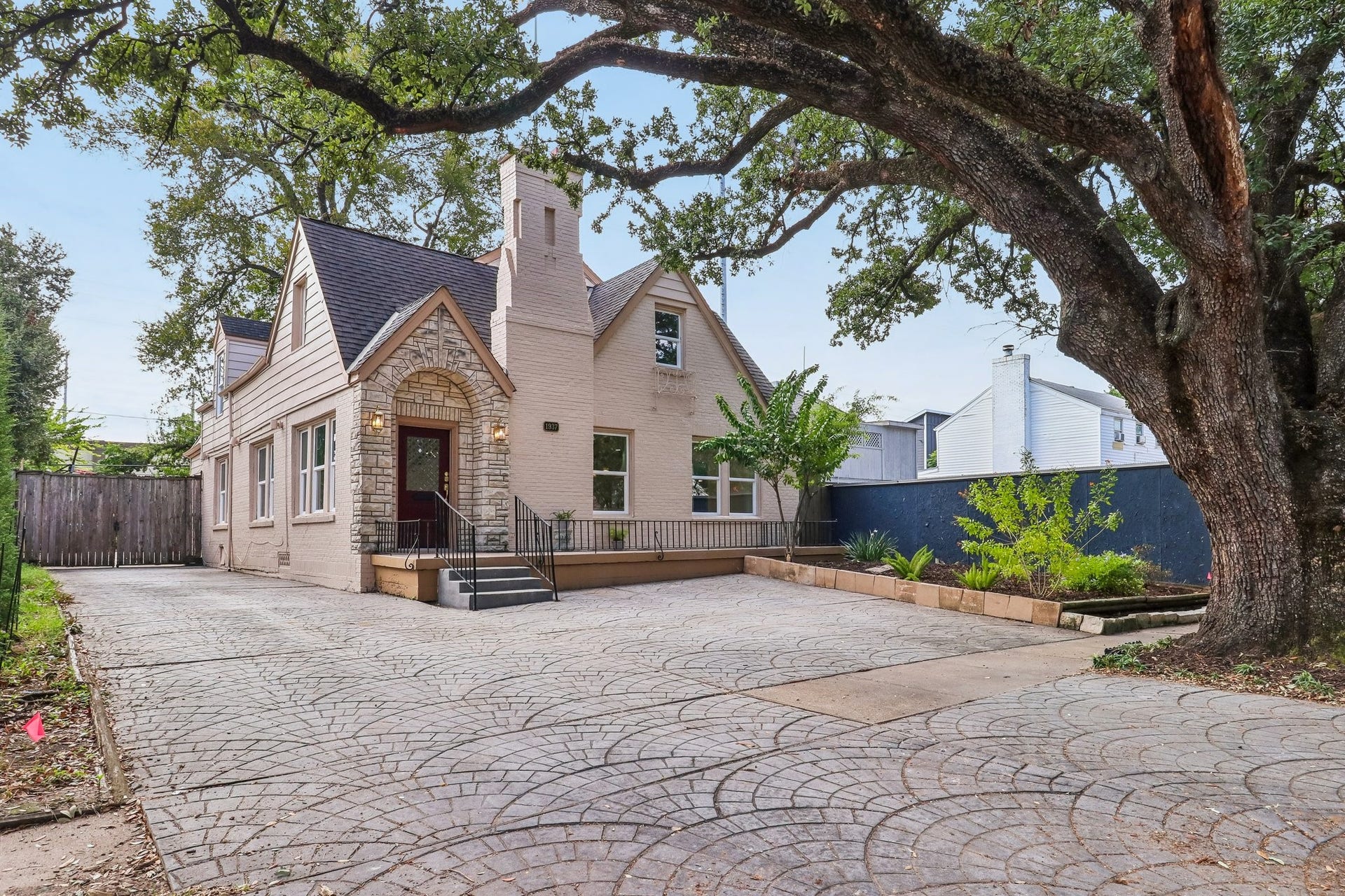 1937 Lexington Street, Houston, TX 77098 1937 Lexington Street, Houston, TX 77098