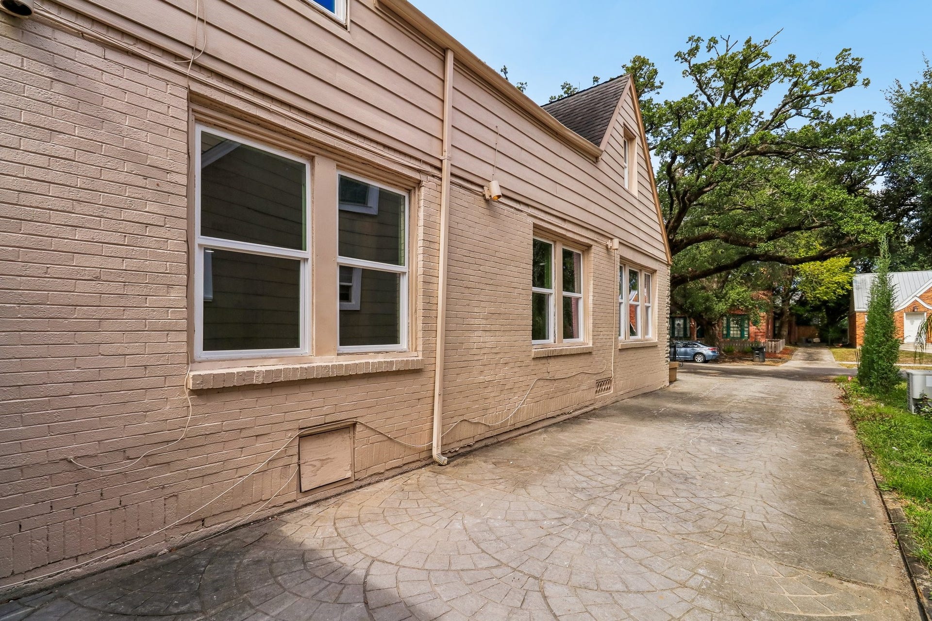 1937 Lexington Street, Houston, TX 77098 1937 Lexington Street, Houston, TX 77098