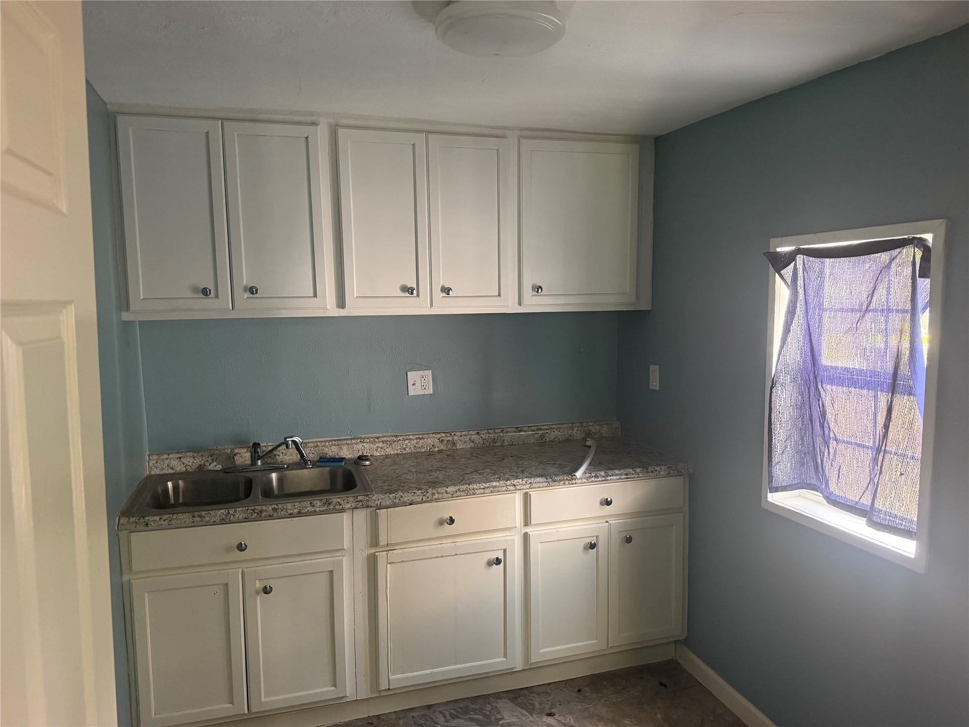 1506 W Talmadge st Road, Alvin, TX 77511 1506 W Talmadge st Road, Alvin, TX 77511
