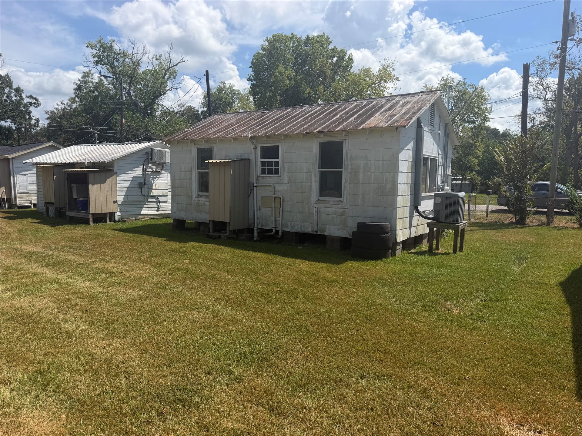 1506 W Talmadge st Road, Alvin, TX 77511 1506 W Talmadge st Road, Alvin, TX 77511