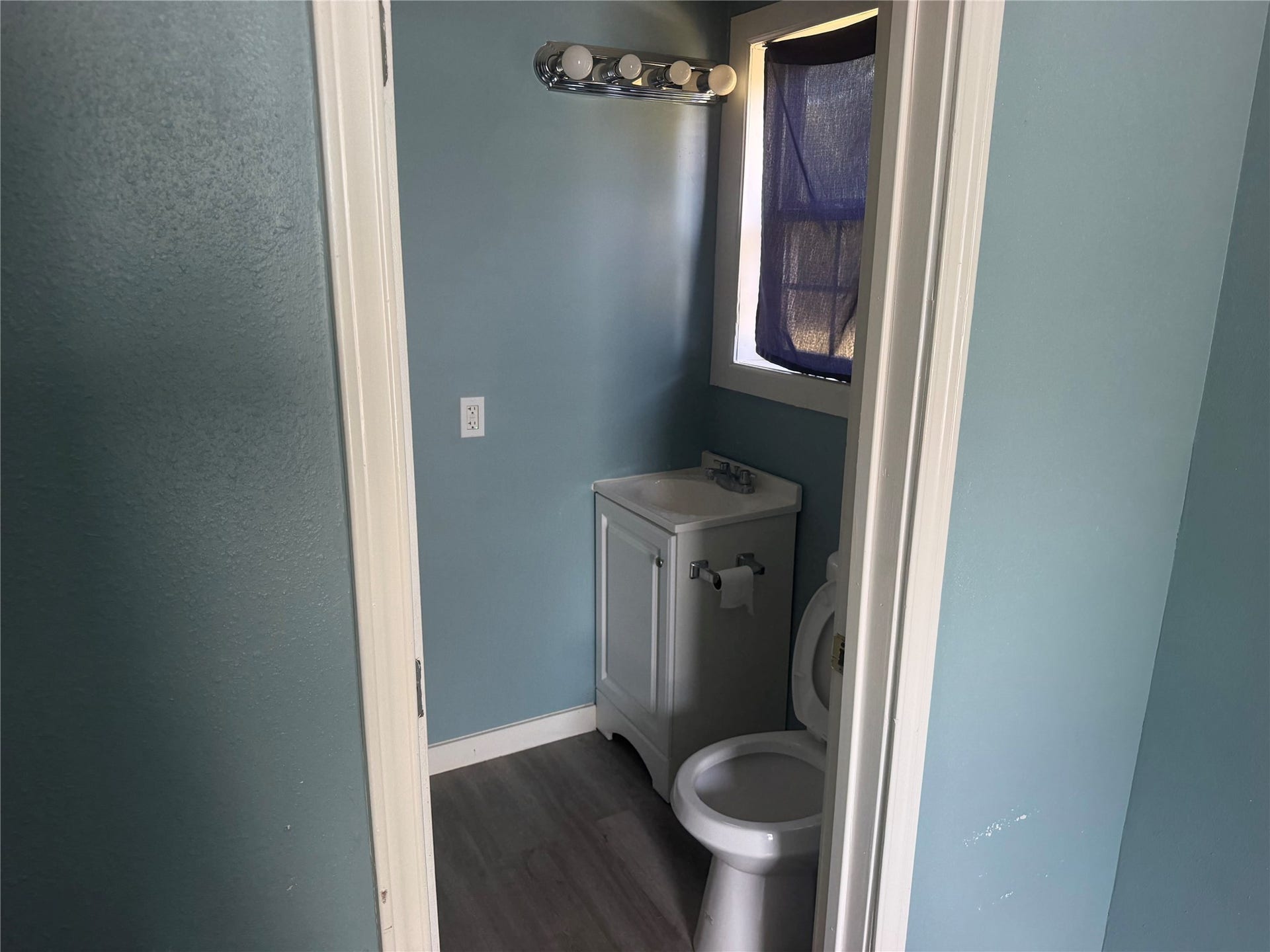 1506 W Talmadge st Road, Alvin, TX 77511 1506 W Talmadge st Road, Alvin, TX 77511