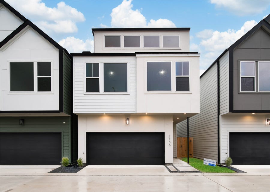 Property photo for 7705 Inwood Grove Lane, Houston, TX