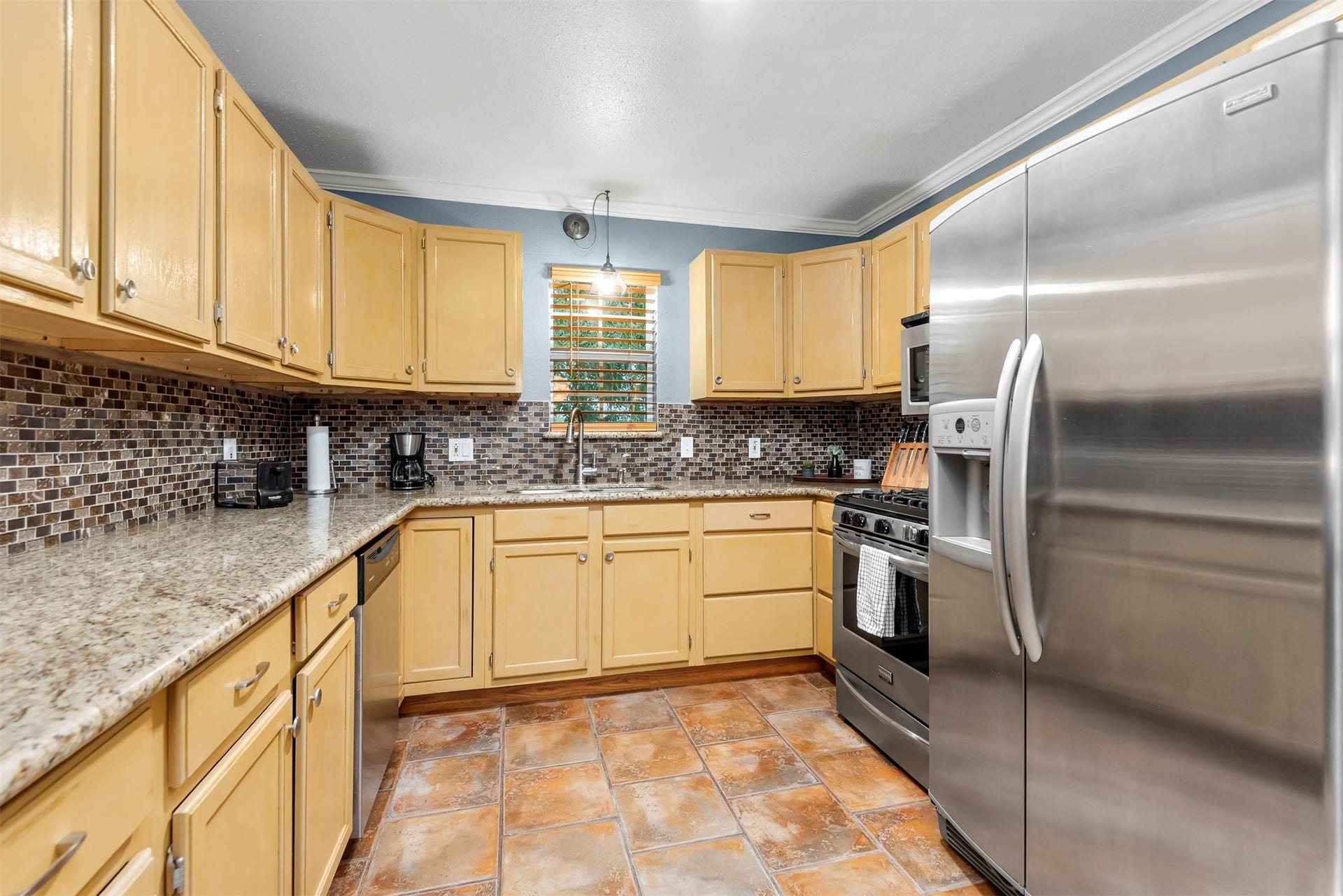 114 Grand Avenue, Bacliff, TX 77518 114 Grand Avenue, Bacliff, TX 77518