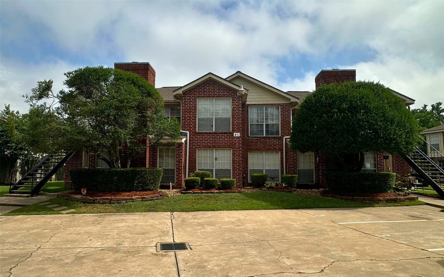 Property photo for 7120 Cole Creek Drive, Houston, TX