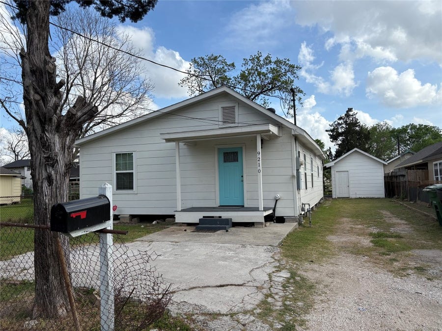 Property photo for 9210 E Avenue O, Houston, TX
