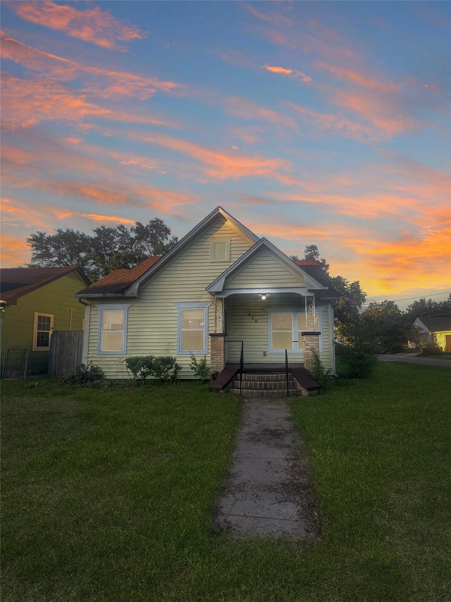 Property photo for 410 E Humble Street, Baytown, TX