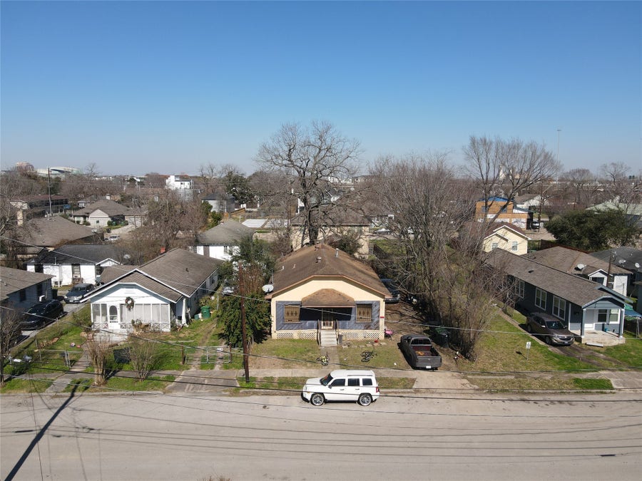 Property photo for 3419 Dennis Street, Houston, TX