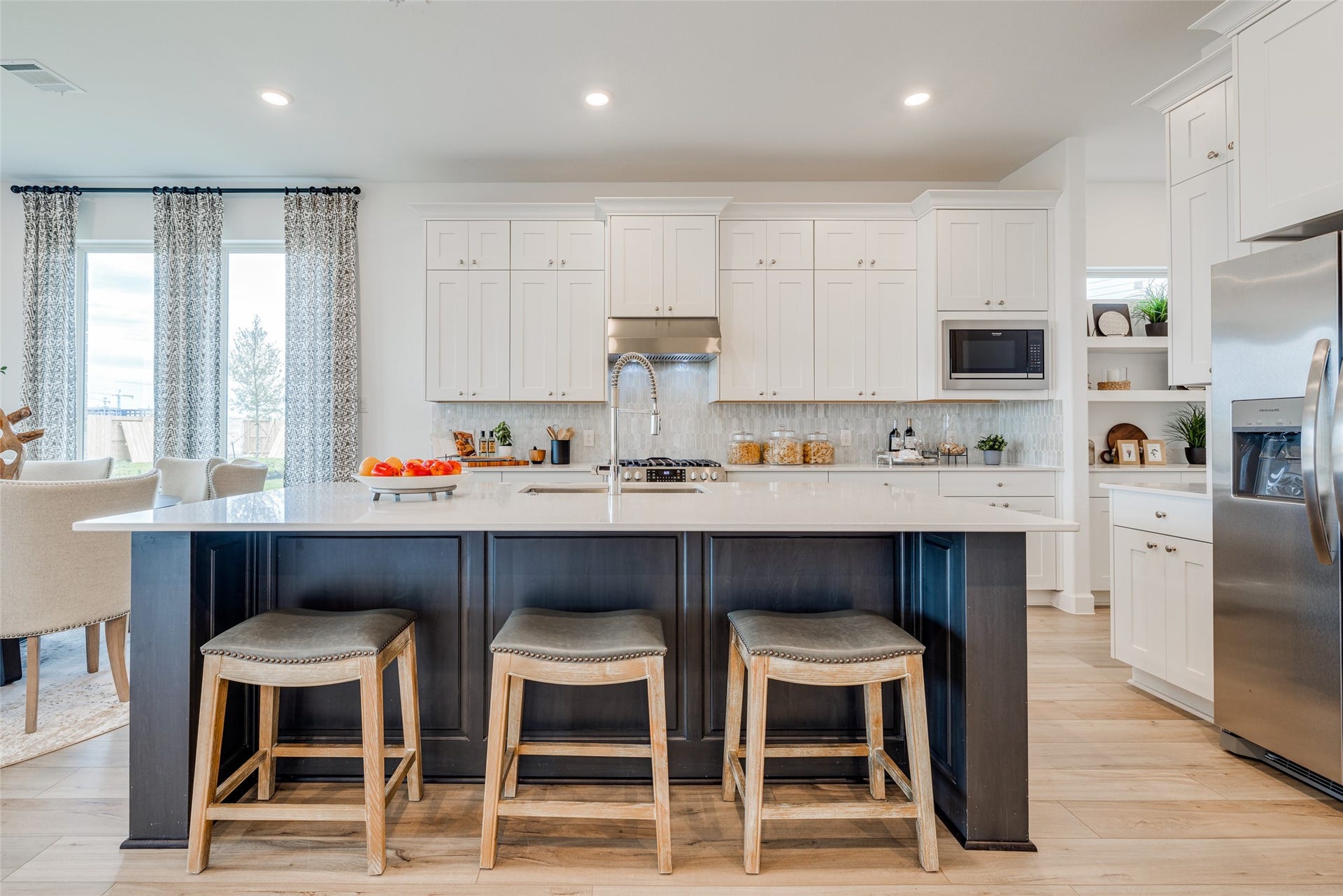 6303 Violet Embers Drive, Katy, TX 77493 6303 Violet Embers Drive, Katy, TX 77493