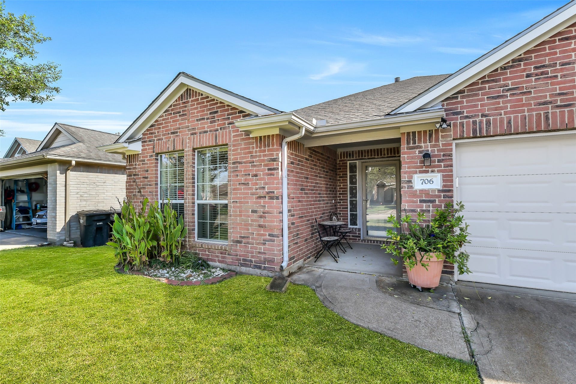 706 St Croix Street, Alvin, TX 77511 706 St Croix Street, Alvin, TX 77511