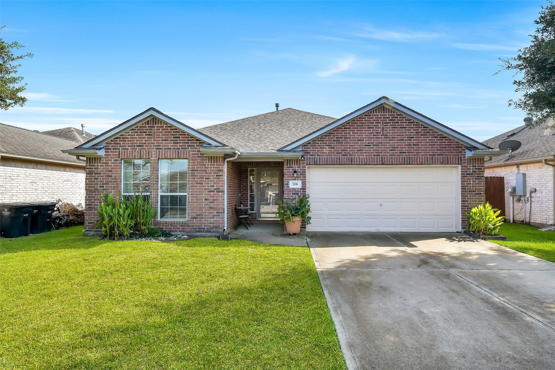 706 St Croix Street, Alvin, TX 77511 706 St Croix Street, Alvin, TX 77511
