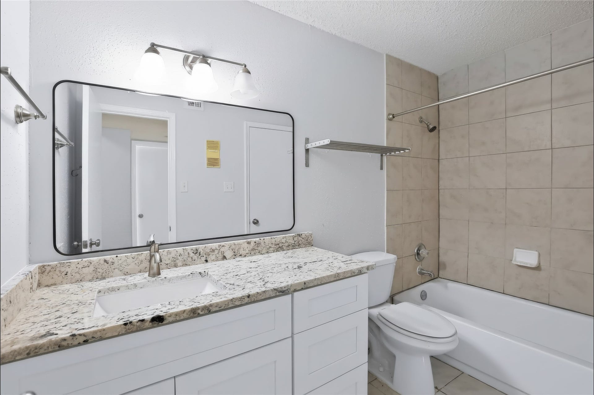 2750 Holly Hall Street, #510, Houston, TX 77054 2750 Holly Hall Street, #510, Houston, TX 77054