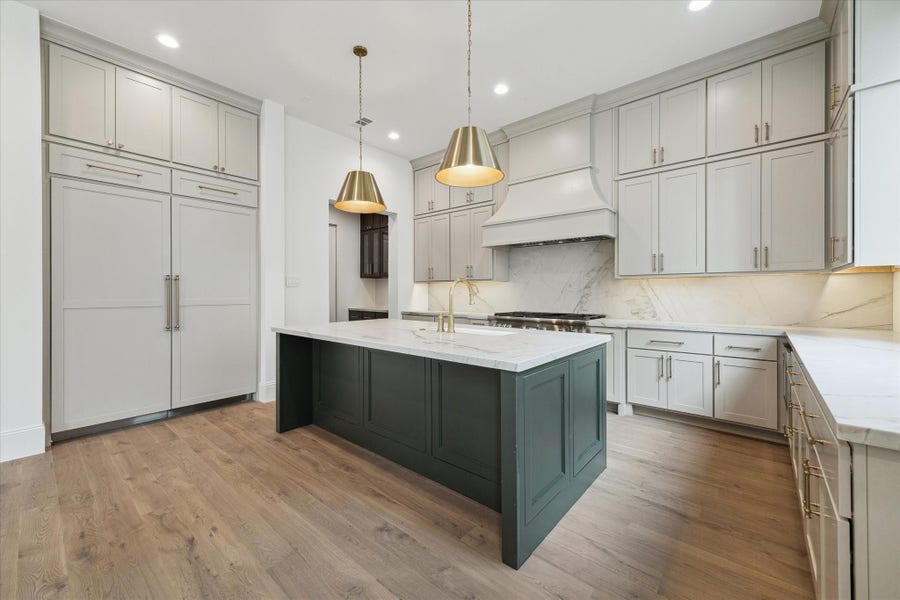 Property photo for 25 Wentworth Gate Path, Houston, TX