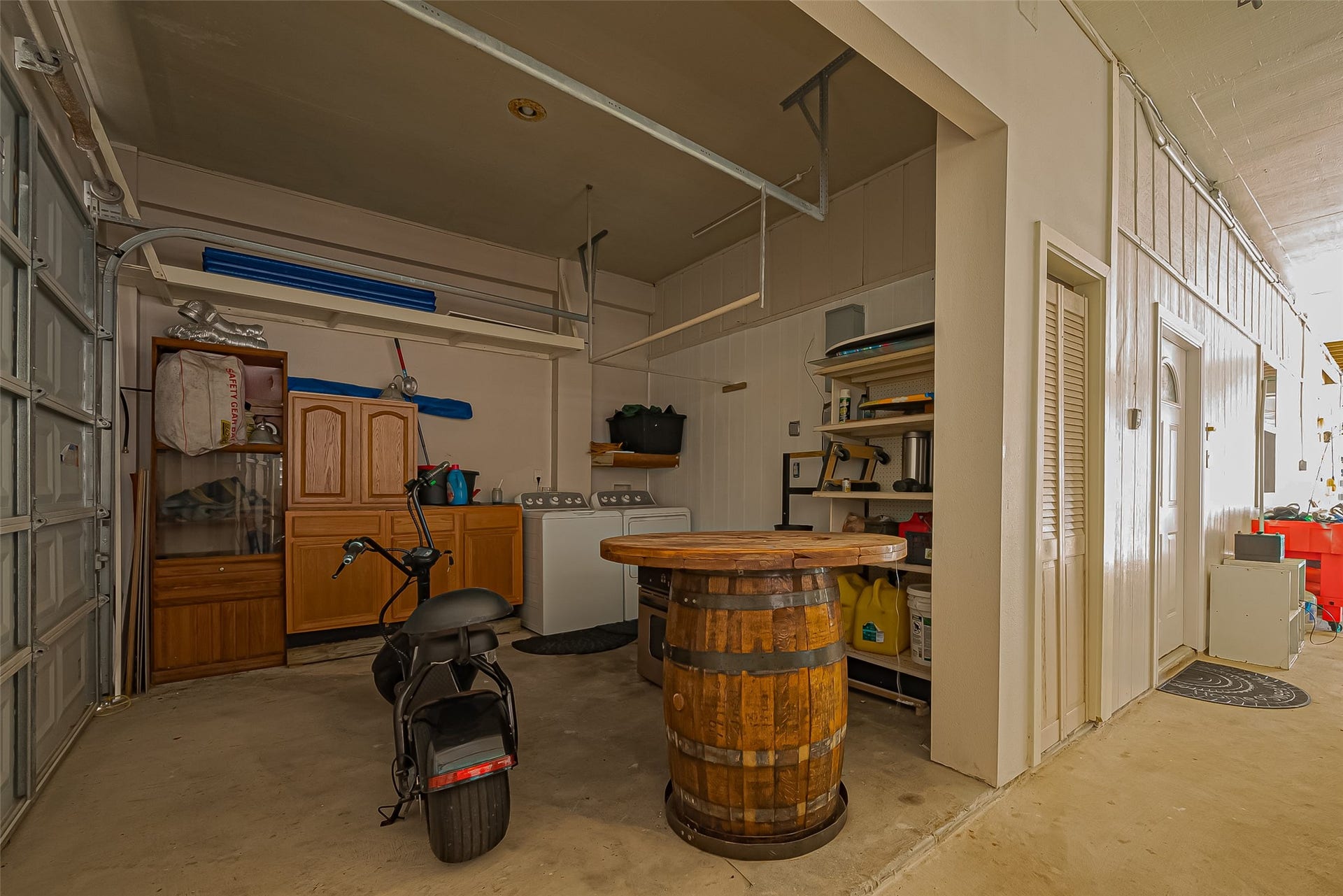 210 Sampan Drive, Tiki Island, TX 77554 210 Sampan Drive, Tiki Island, TX 77554