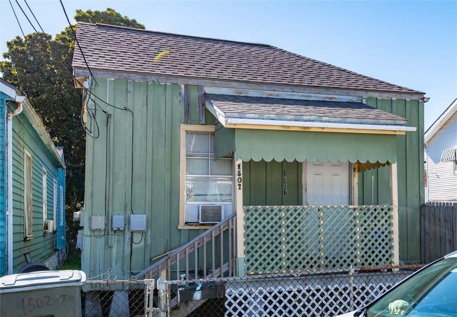 Property photo for 1507 J H Clouser Street, Galveston, TX