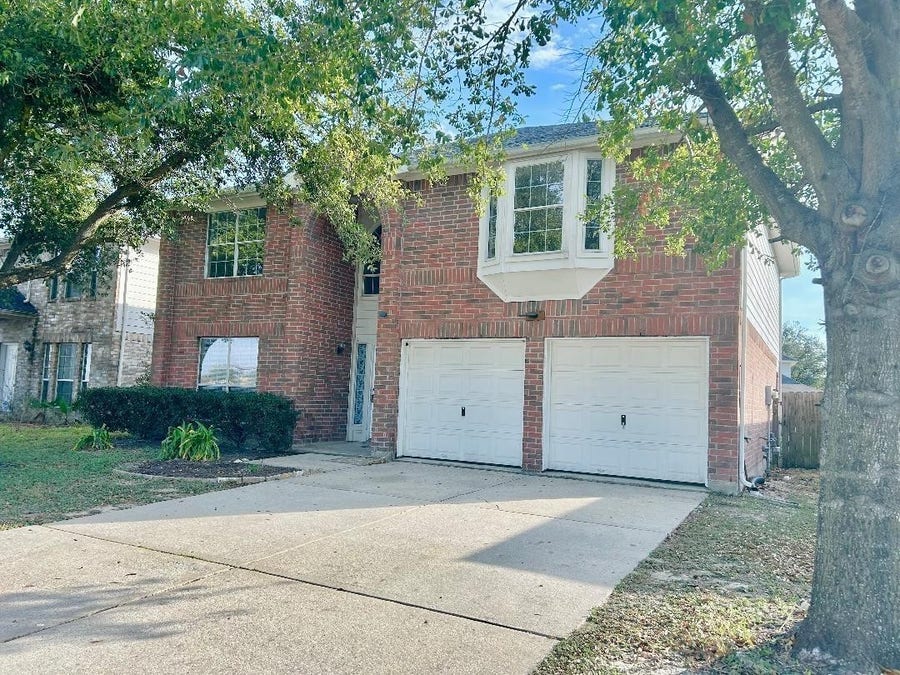 Property photo for 514 Regional Park Drive, Houston, TX