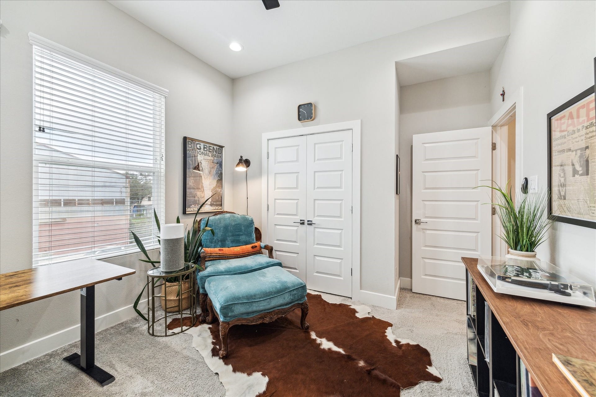 822 Morris Street, Houston, TX 77009 Third guest bedroom