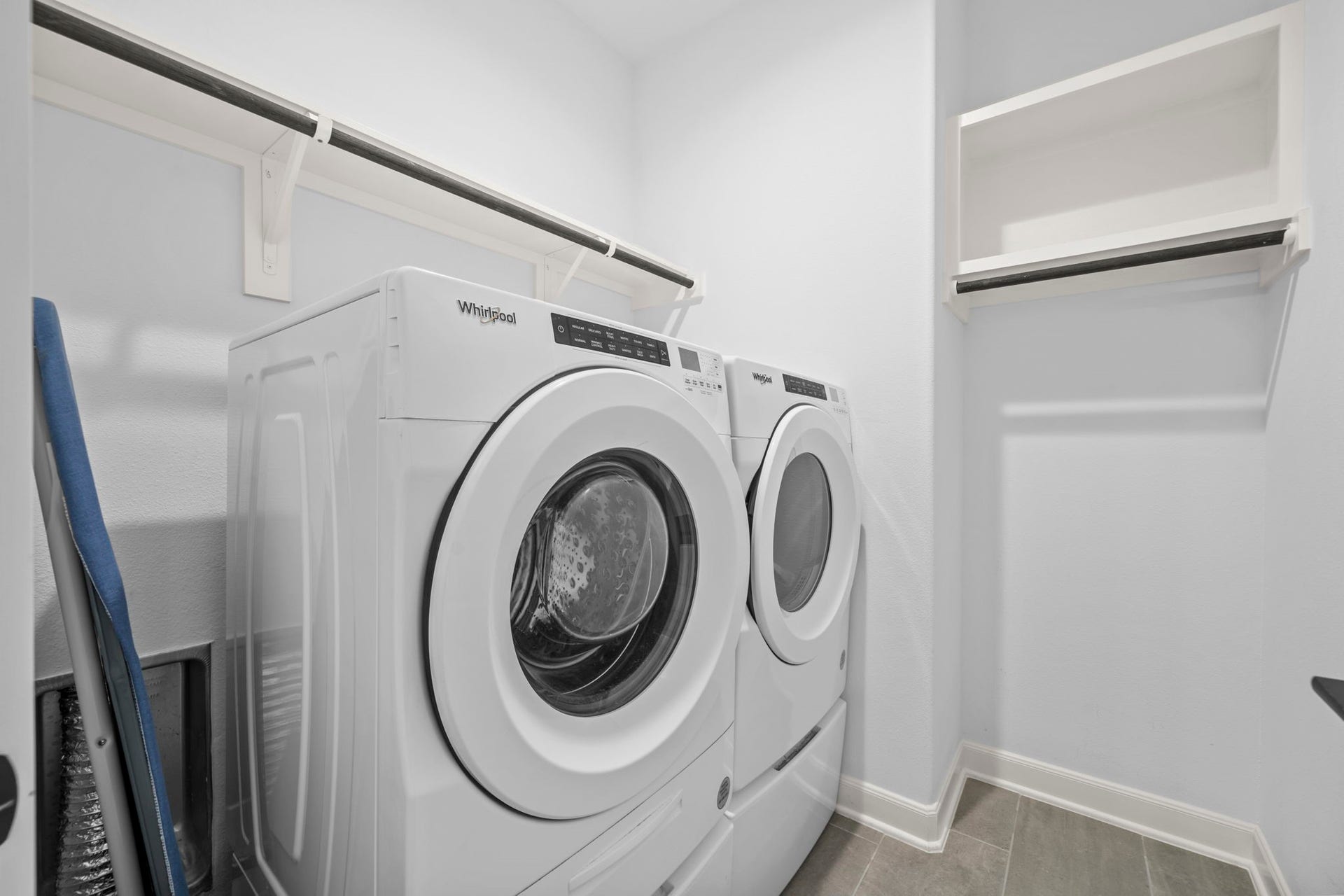 1128 Malone Street, Houston, TX 77007 Laundry / Utility room