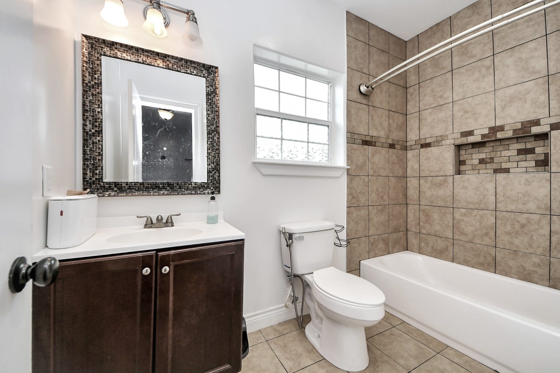 1202 Niagara Street, Houston, TX 77051