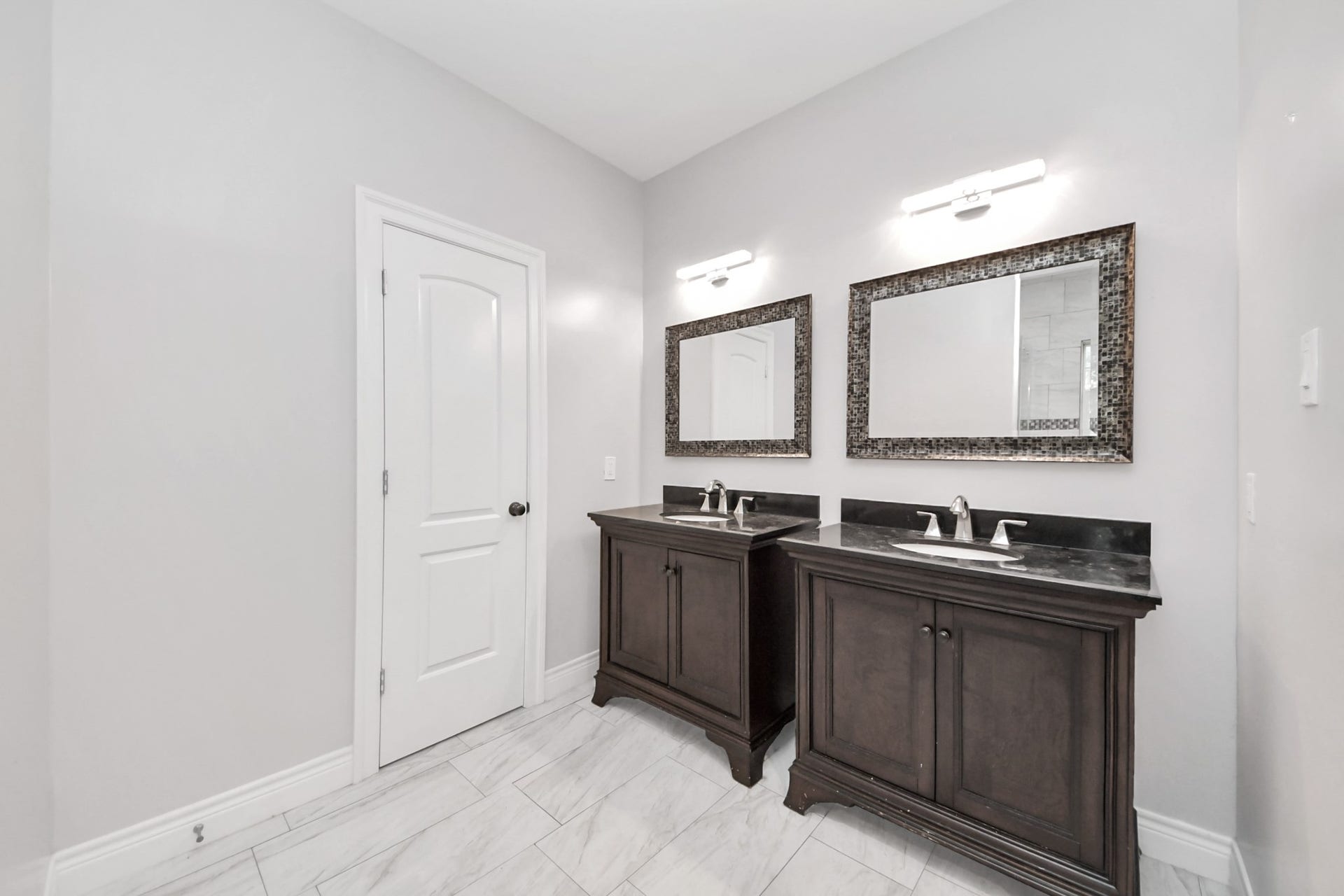 1202 Niagara Street, Houston, TX 77051