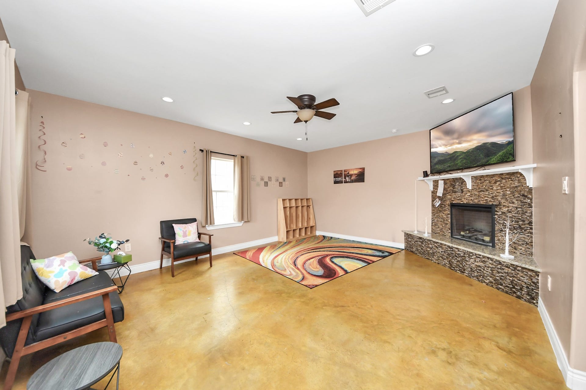 1202 Niagara Street, Houston, TX 77051