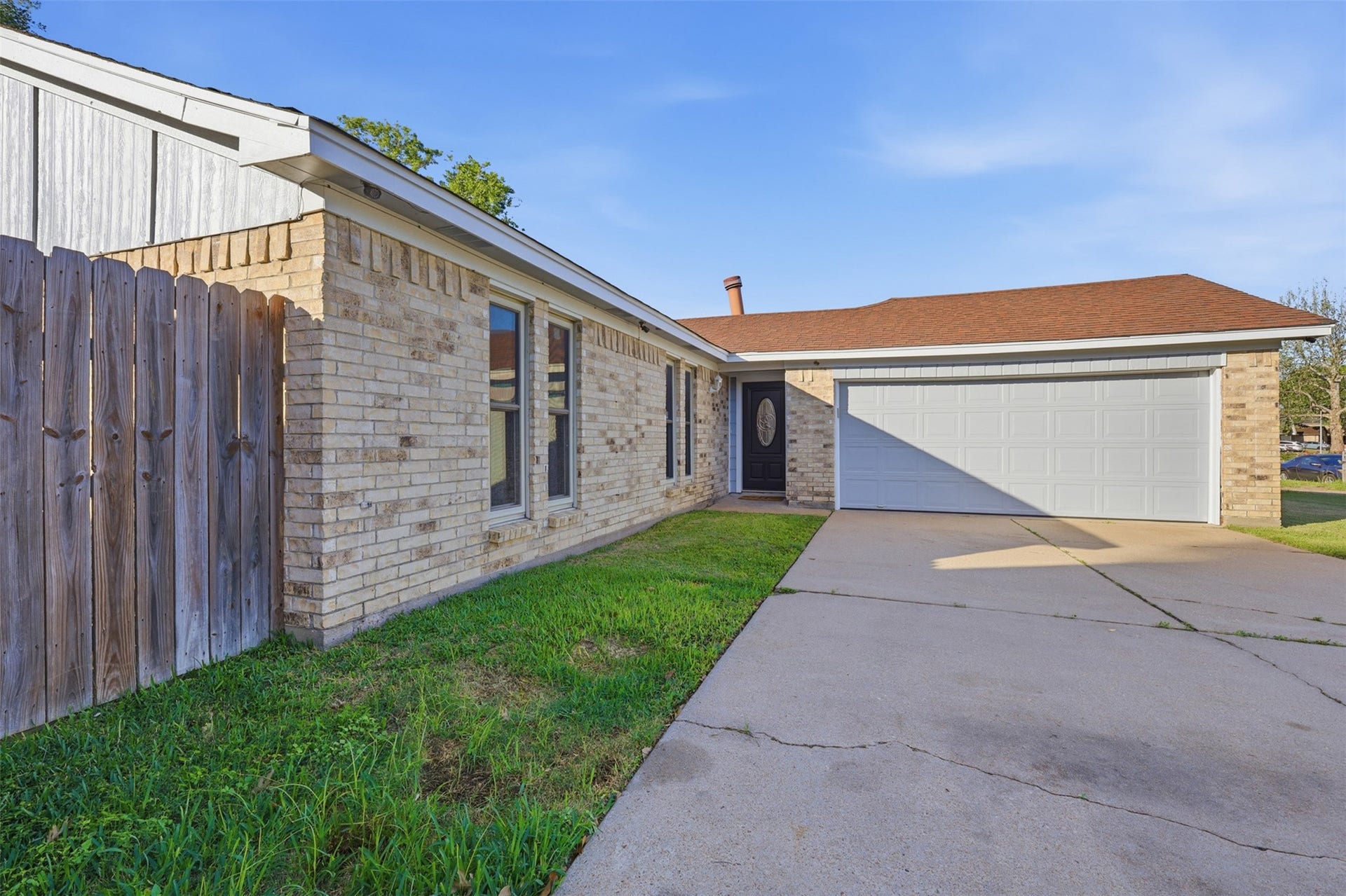 5919 Ollia Circle, Pasadena, TX 77505 5919 Ollia Circle, Pasadena, TX 77505