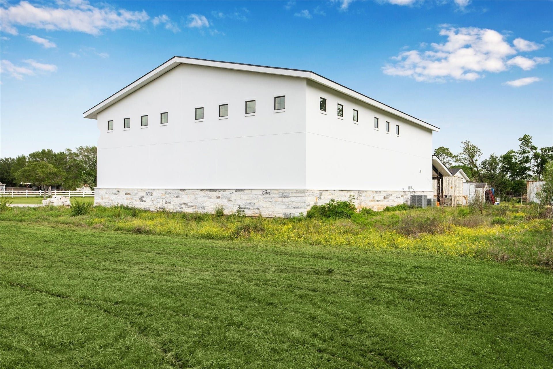 17810 County Road 125, Pearland, TX 77581