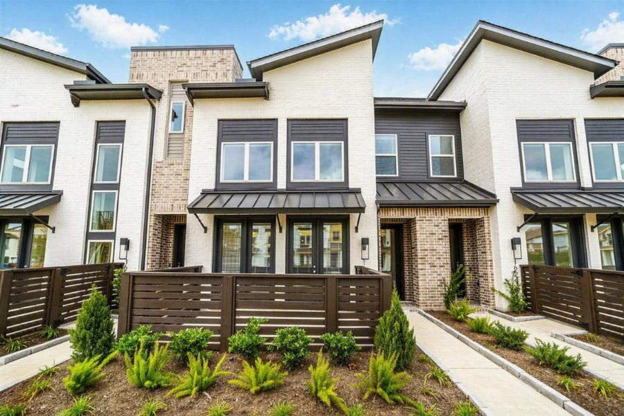 Property photo for 16519 Texas Hill Country Road, Cypress, TX