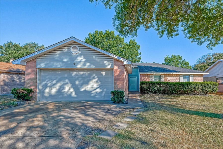 Property photo for 24130 Silversmith Lane, Katy, TX