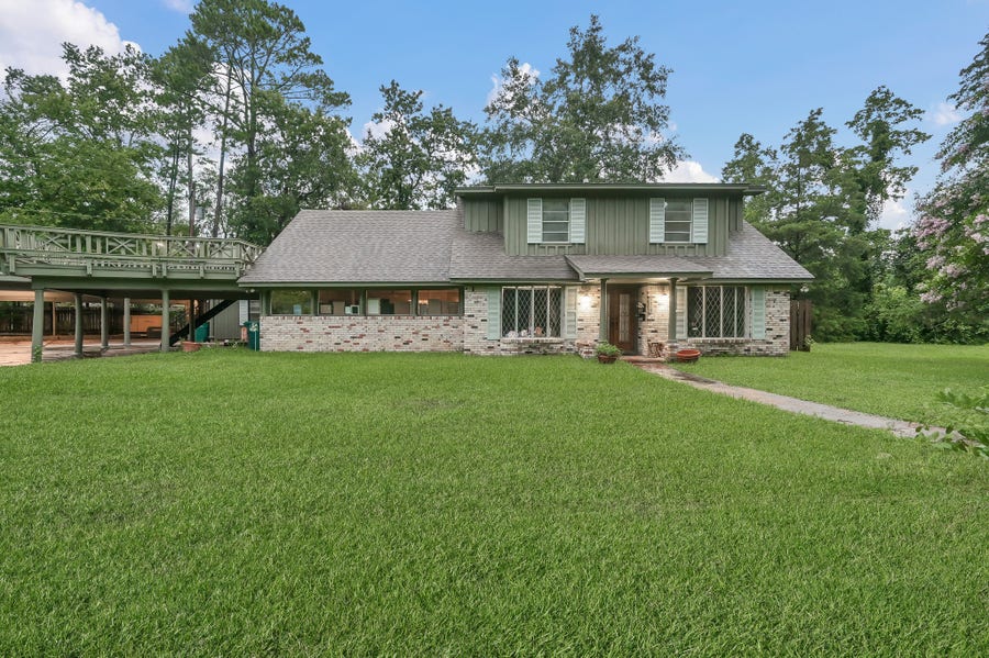 Property photo for 2019 N Thompson Street, Conroe, TX