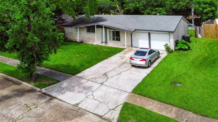 Property photo for 11930 Ashcroft Drive, Houston, TX