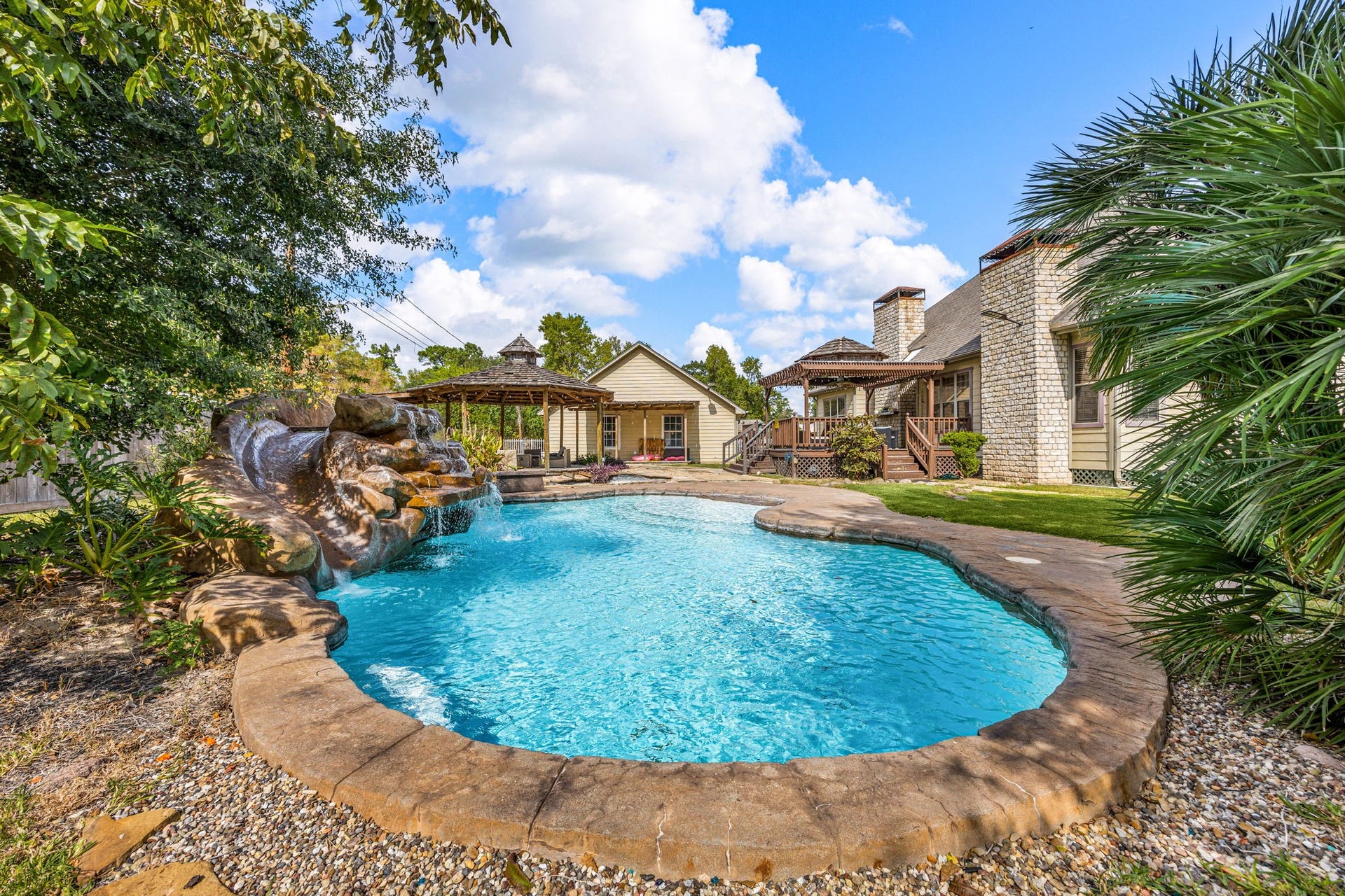 21427 Tophill Drive, Spring, TX 77388