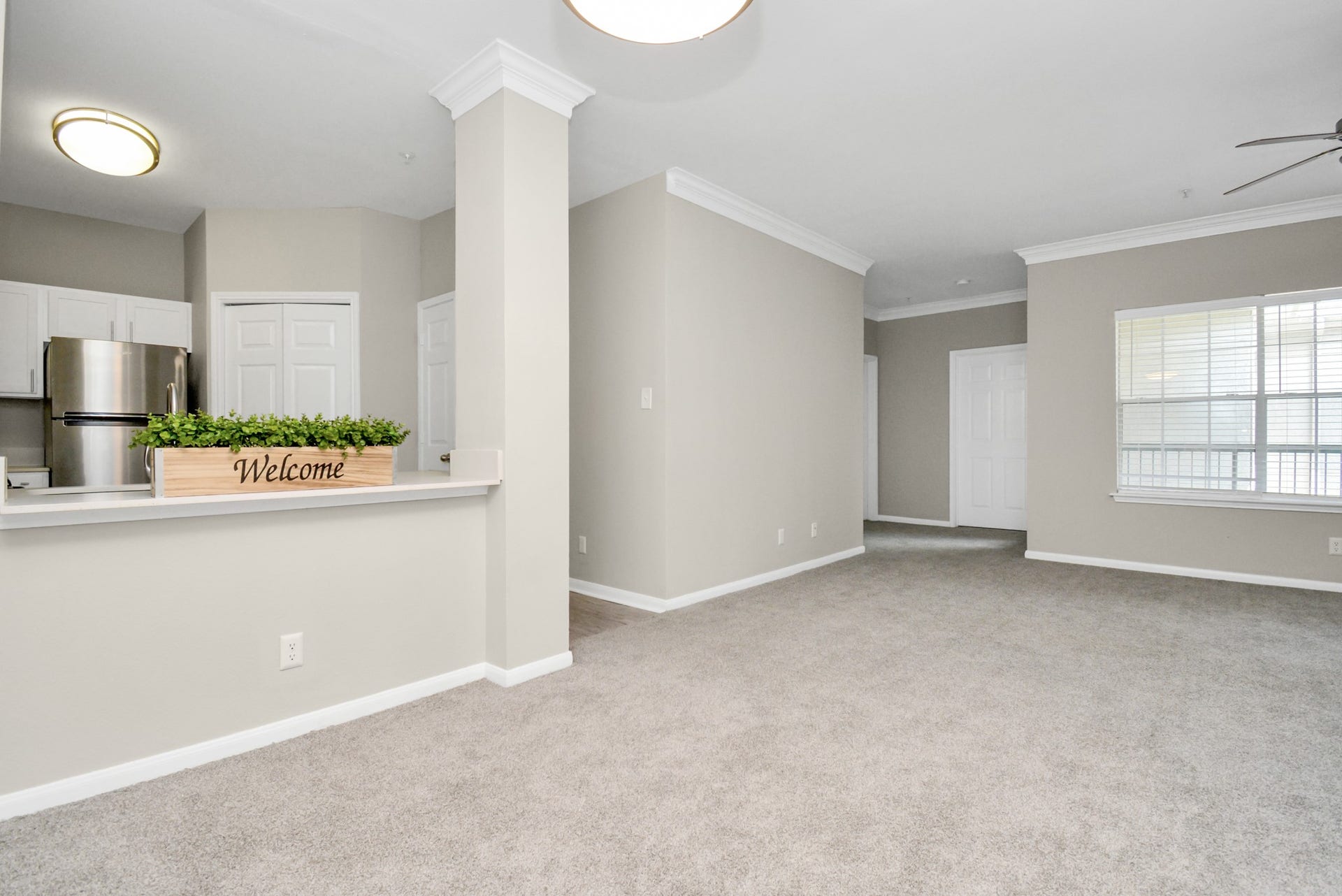 2222 Maroneal Street, #0624, Houston, TX 77030 Photos displayed may be of similar apartments or floor plans featuring the same finishes.