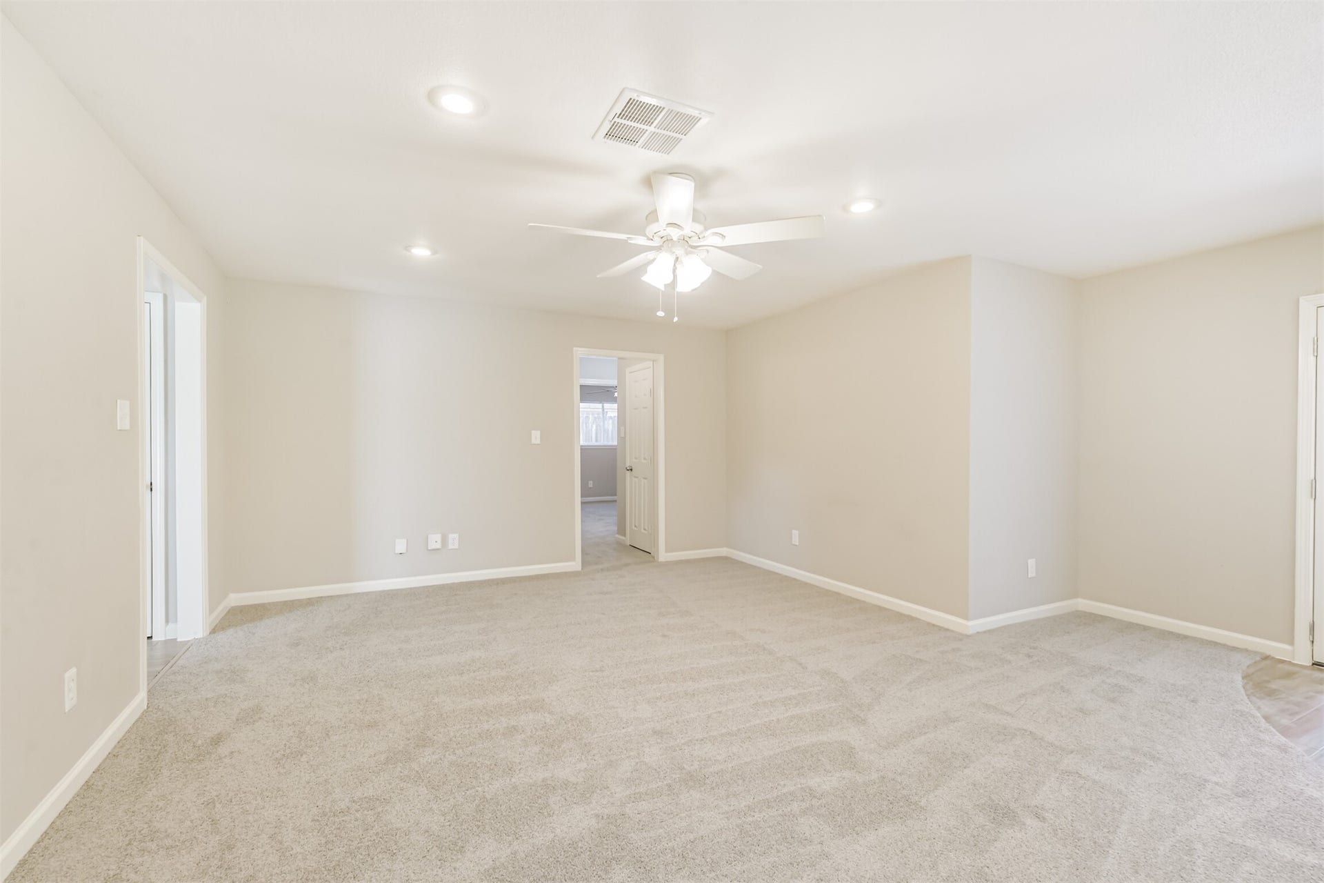15646 Pagehurst Drive, Houston, TX 77084