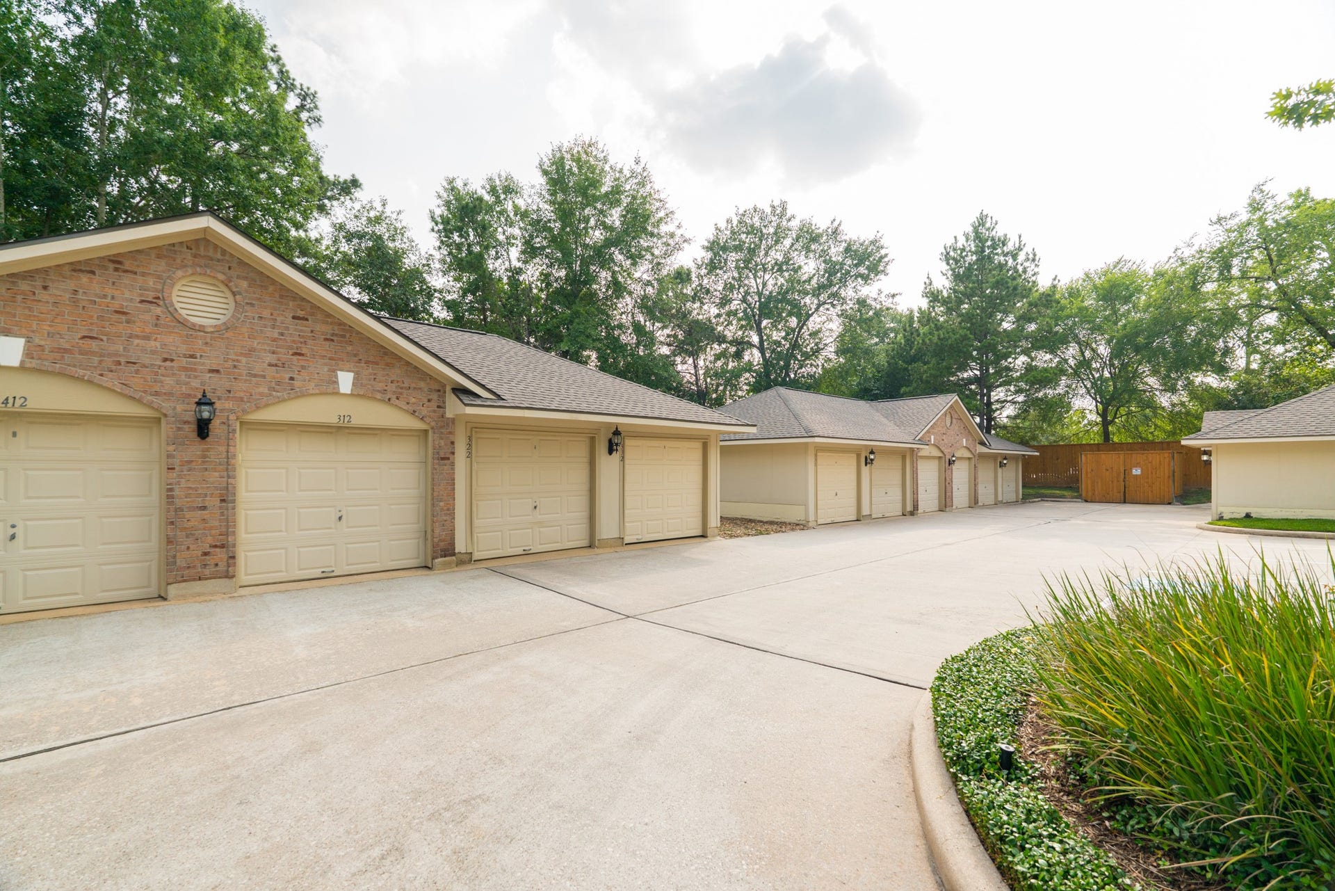 6607 Lake Woodlands Drive, #312, The Woodlands, TX 77382 6607 Lake Woodlands Drive, #312, The Woodlands, TX 77382