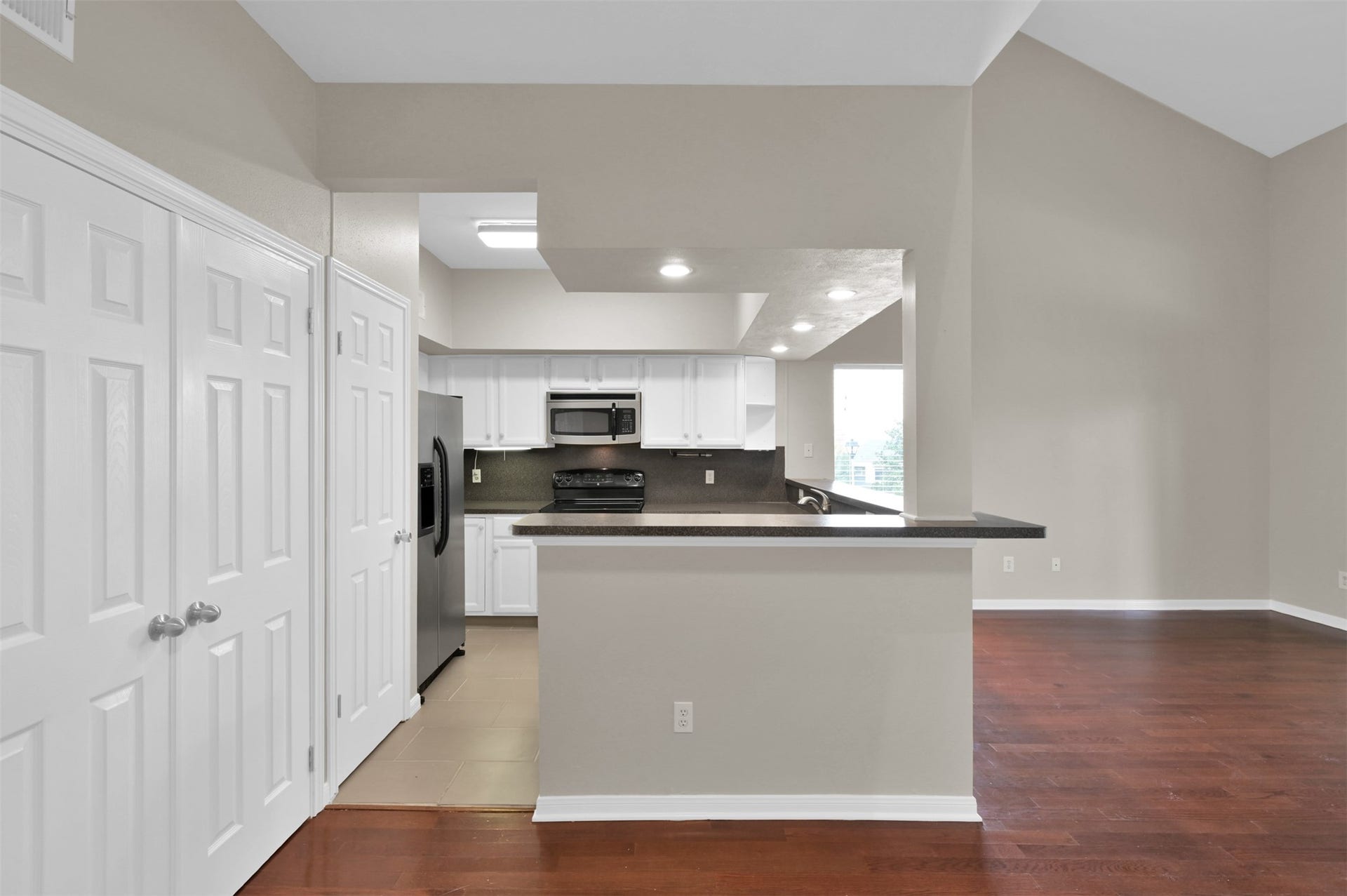 132 April Point Drive S, Conroe, TX 77356 132 April Point Drive S, Conroe, TX 77356