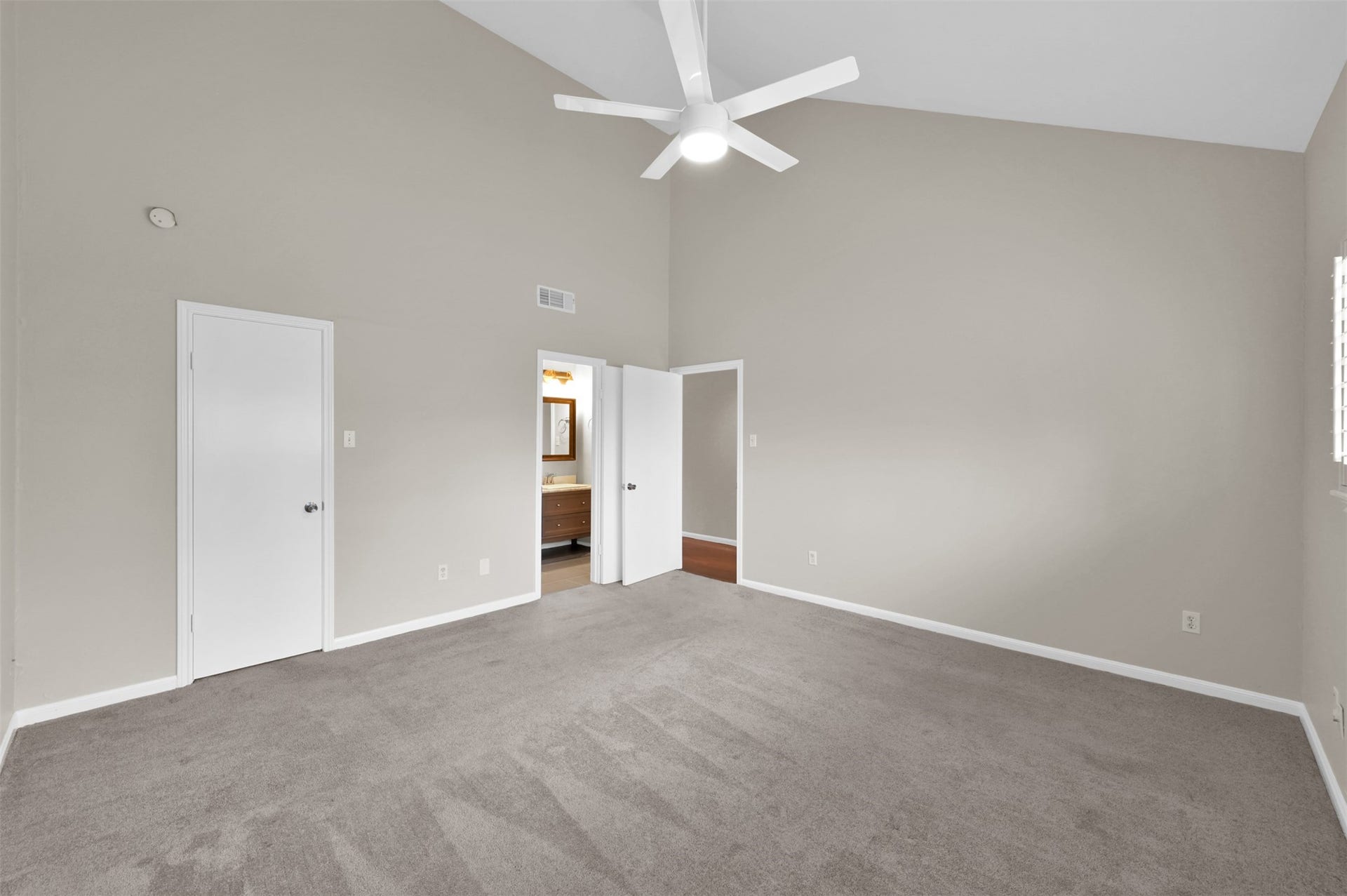 132 April Point Drive S, Conroe, TX 77356 132 April Point Drive S, Conroe, TX 77356