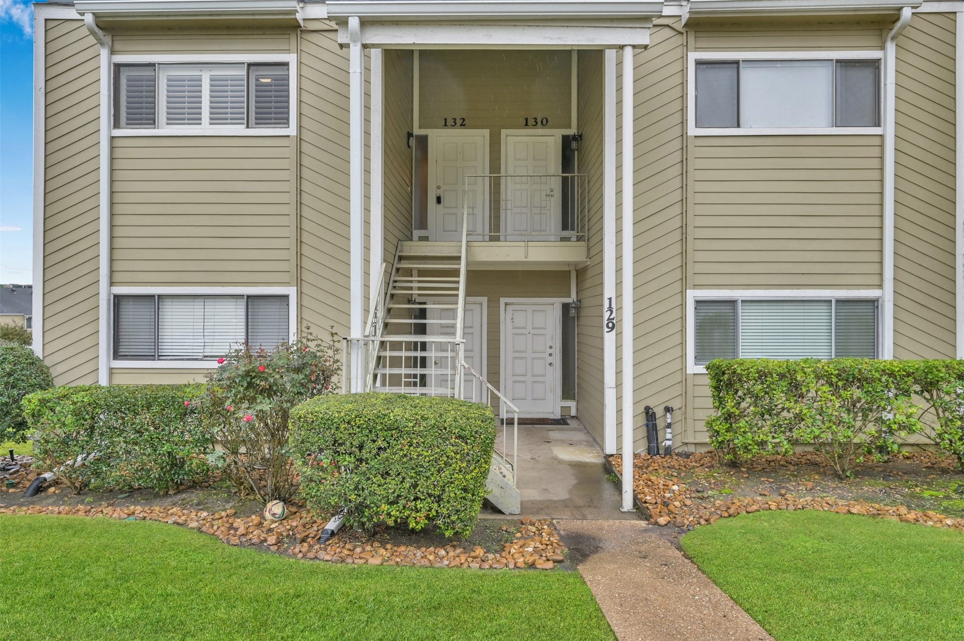 132 April Point Drive S, Conroe, TX 77356 132 April Point Drive S, Conroe, TX 77356