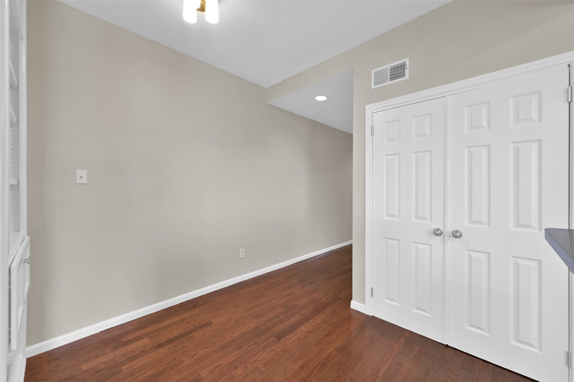132 April Point Drive S, Conroe, TX 77356 132 April Point Drive S, Conroe, TX 77356