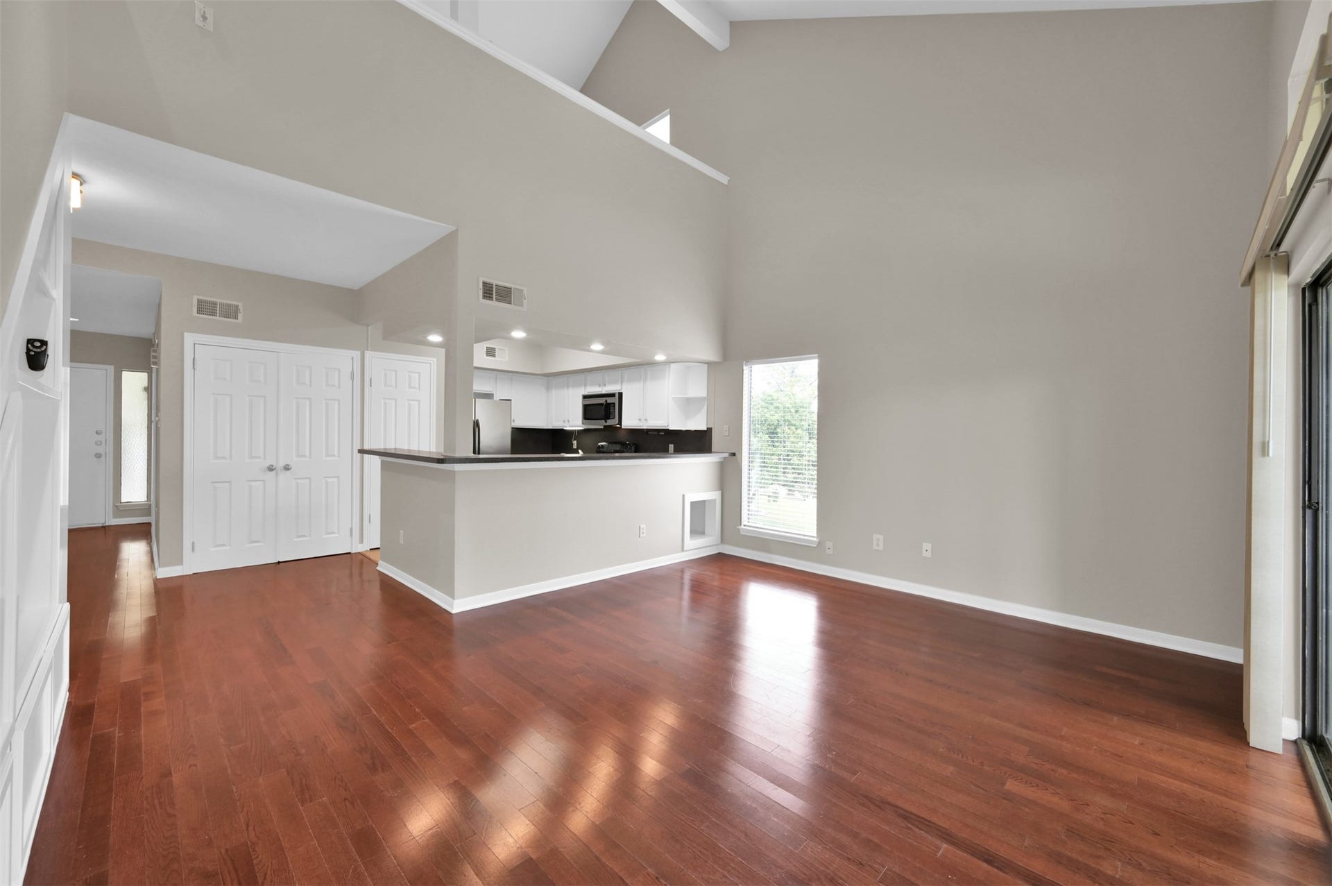 132 April Point Drive S, Conroe, TX 77356 132 April Point Drive S, Conroe, TX 77356
