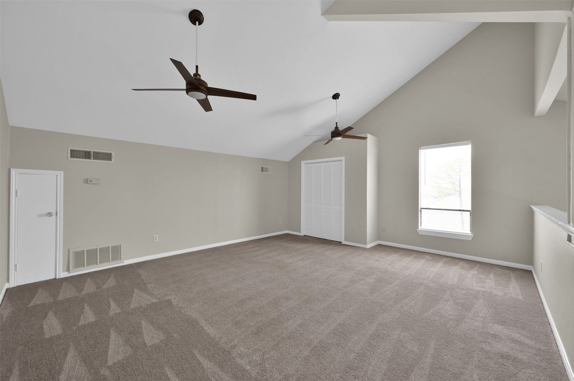 132 April Point Drive S, Conroe, TX 77356 132 April Point Drive S, Conroe, TX 77356