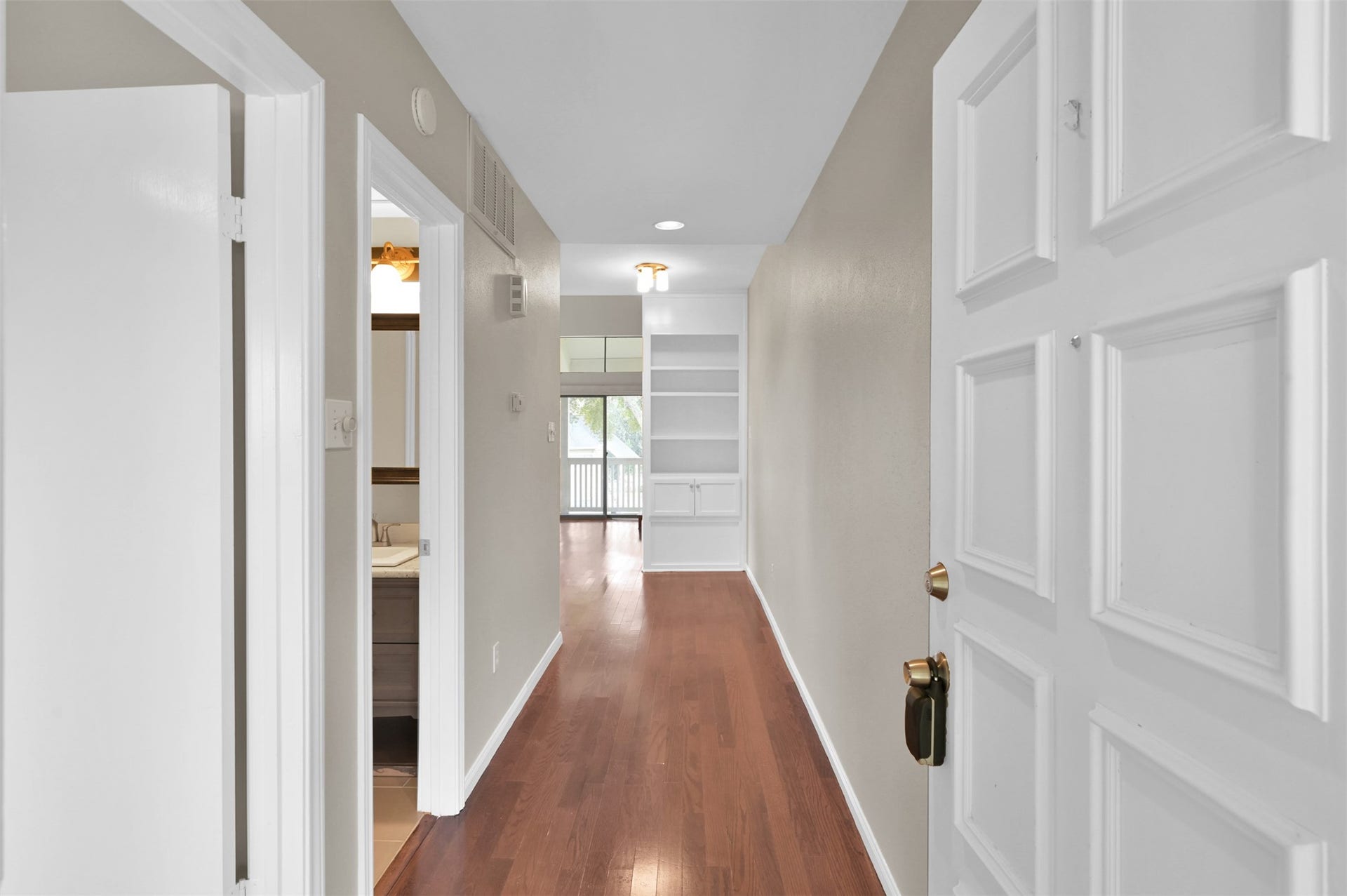 132 April Point Drive S, Conroe, TX 77356 132 April Point Drive S, Conroe, TX 77356