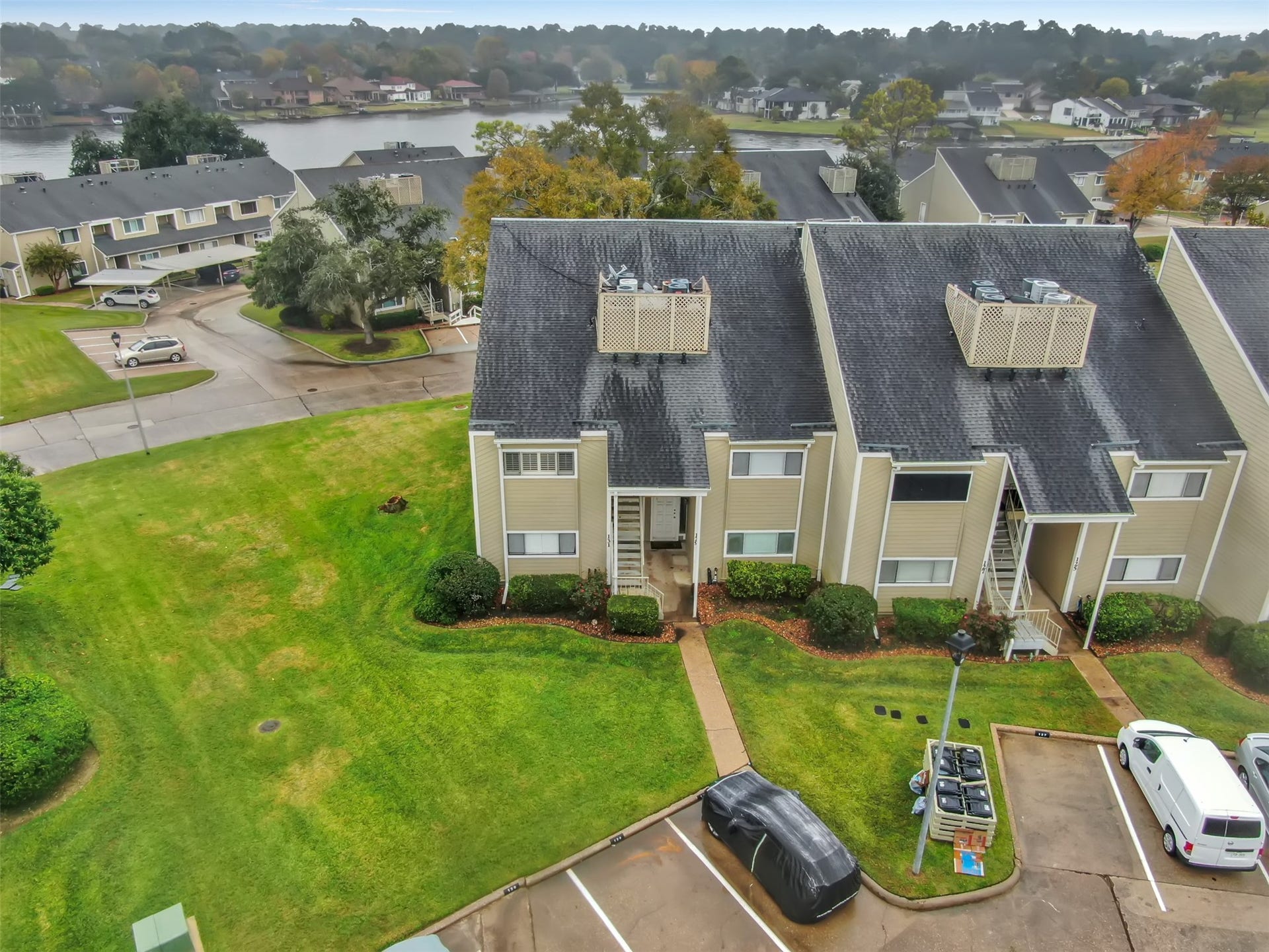 132 April Point Drive S, Conroe, TX 77356 132 April Point Drive S, Conroe, TX 77356