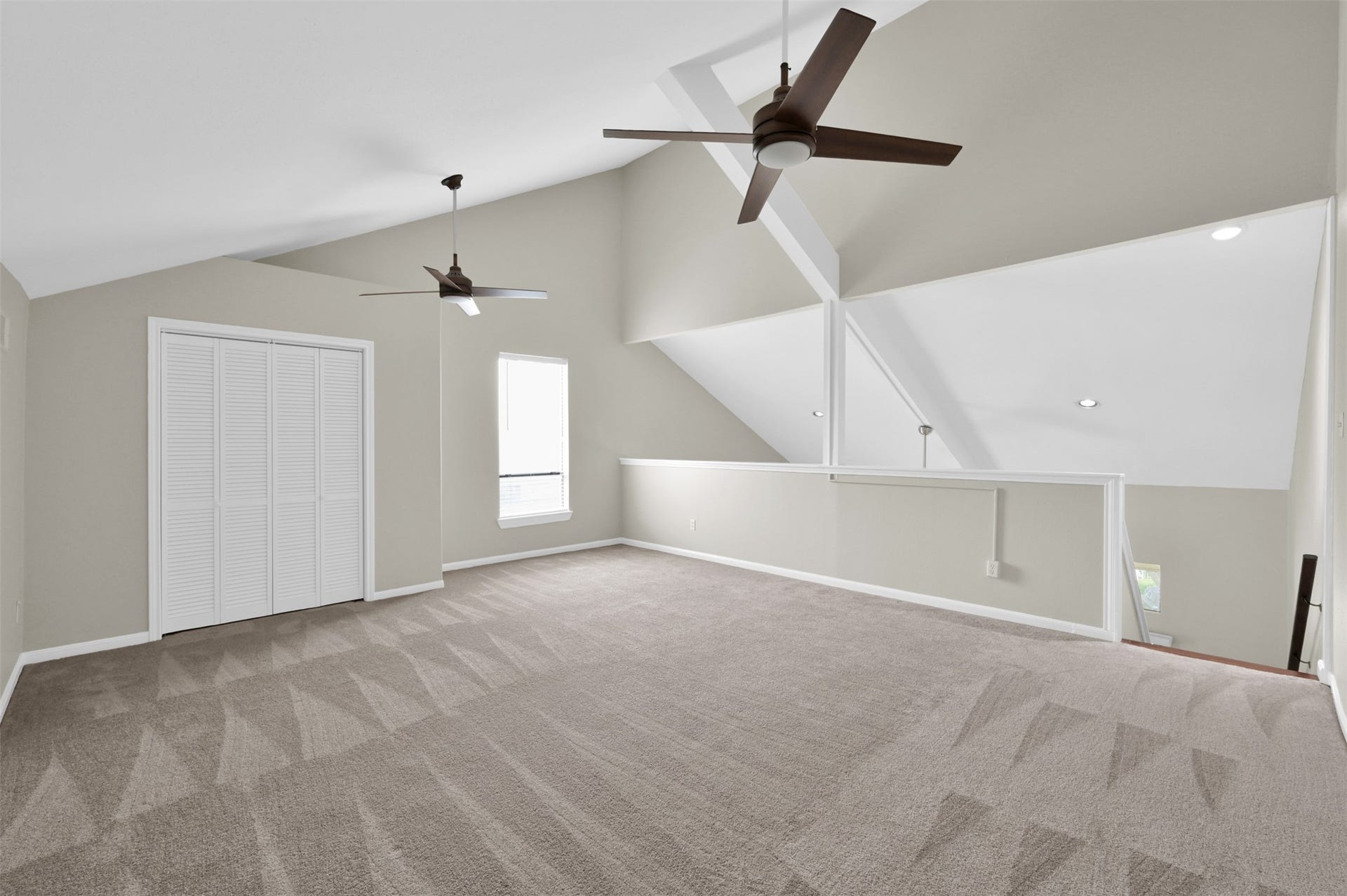 132 April Point Drive S, Conroe, TX 77356 132 April Point Drive S, Conroe, TX 77356