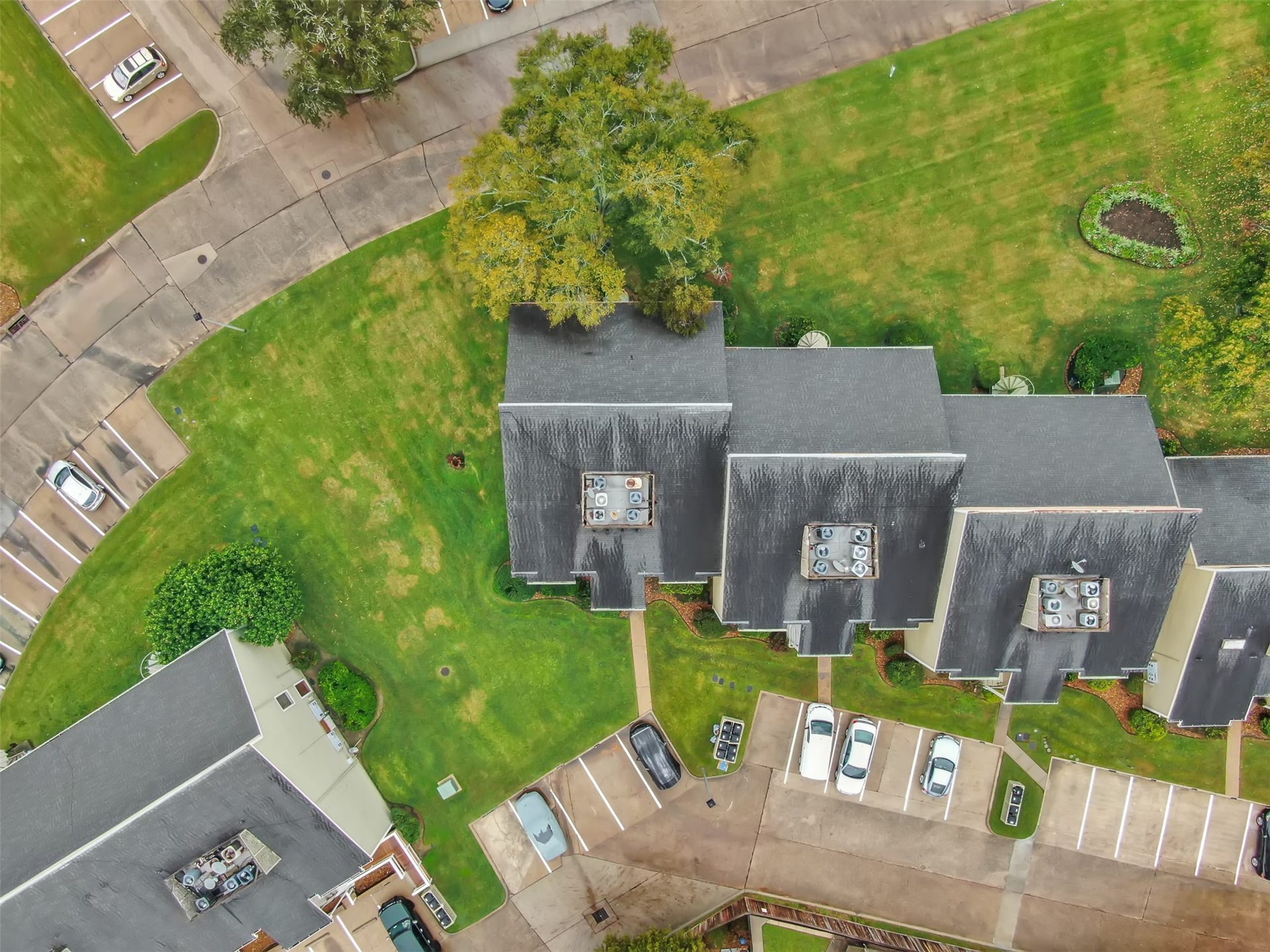132 April Point Drive S, Conroe, TX 77356 132 April Point Drive S, Conroe, TX 77356