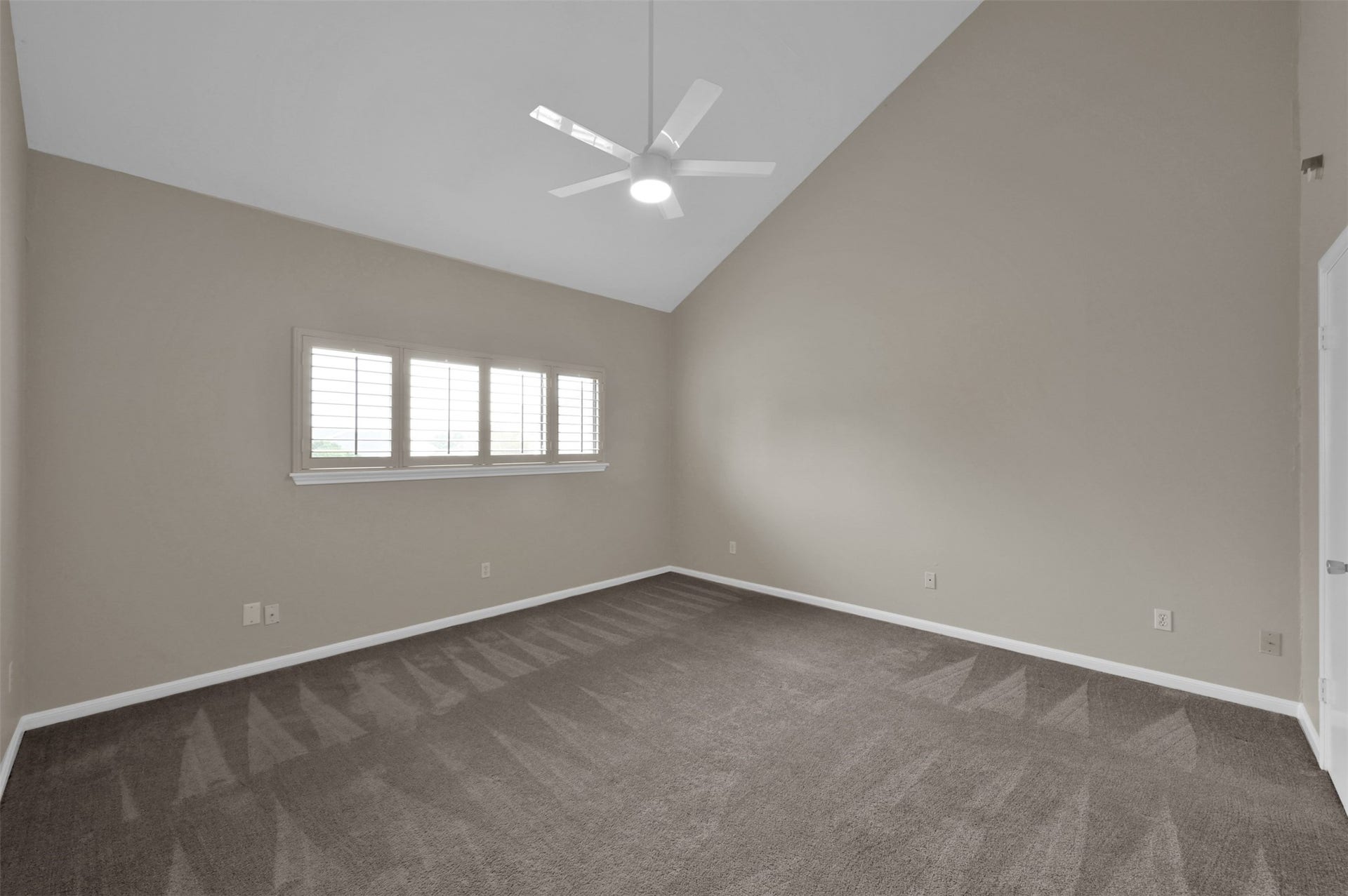 132 April Point Drive S, Conroe, TX 77356 132 April Point Drive S, Conroe, TX 77356