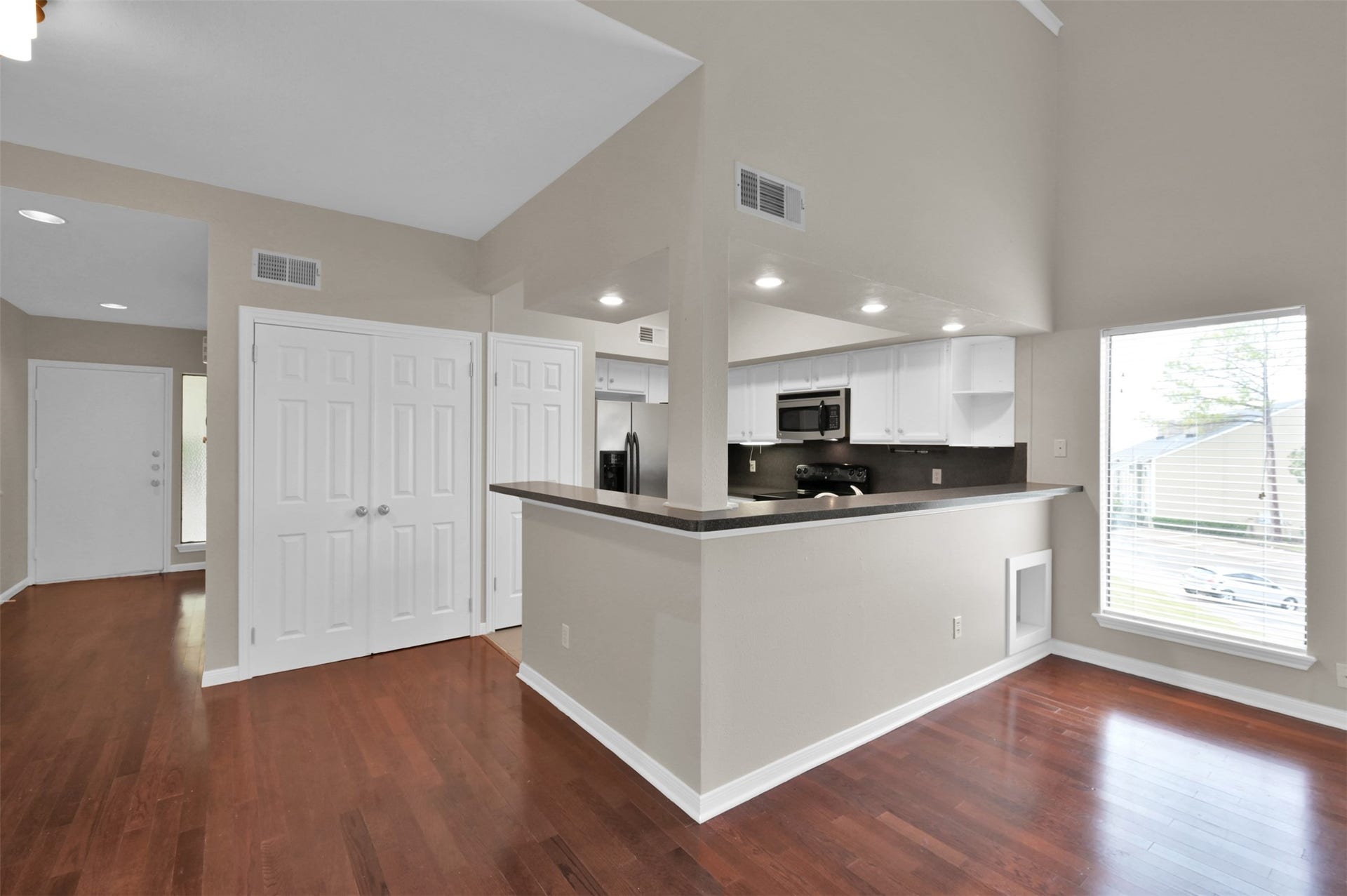132 April Point Drive S, Conroe, TX 77356 132 April Point Drive S, Conroe, TX 77356