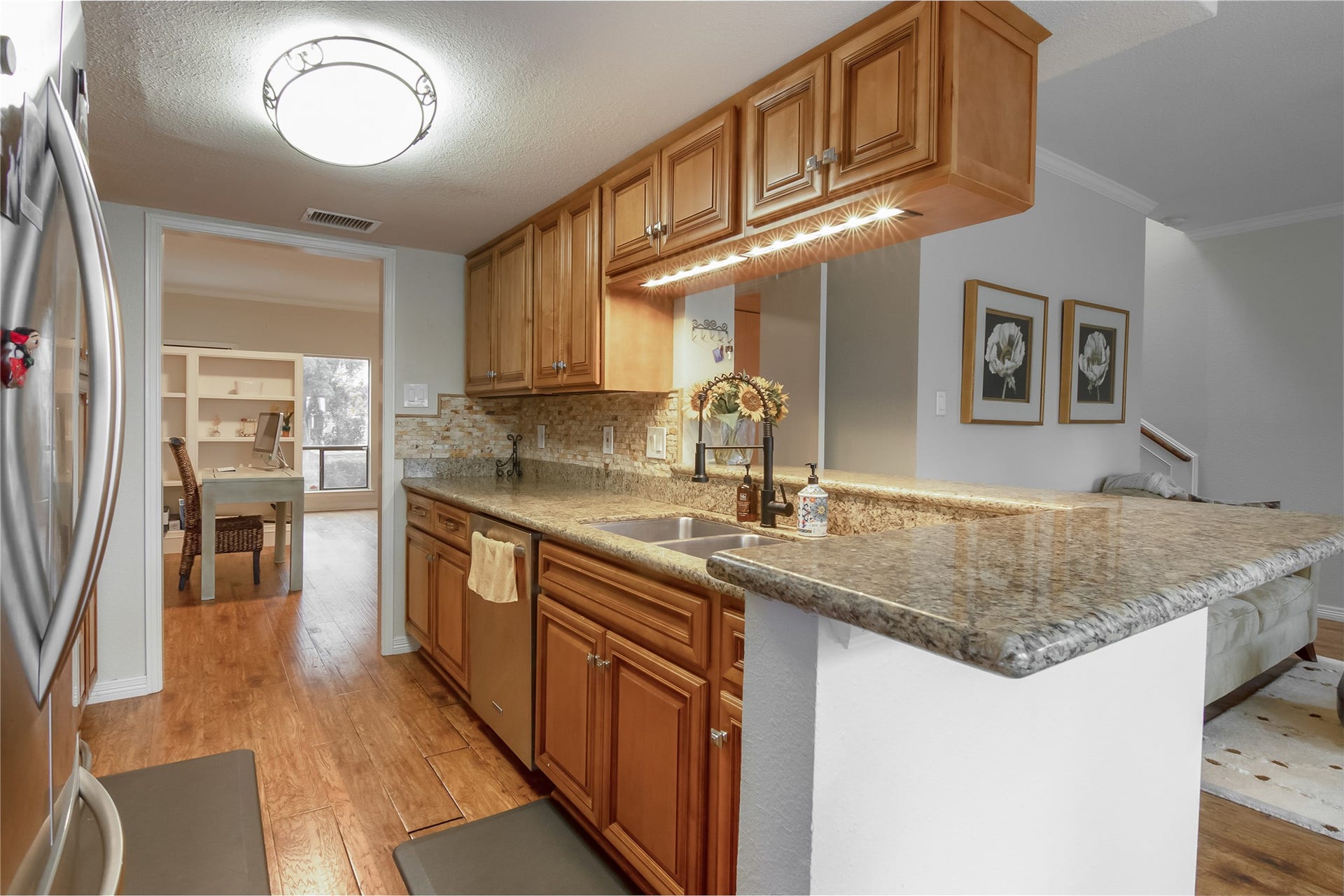 1802 Stoney Brook Drive, #104, Houston, TX 77063