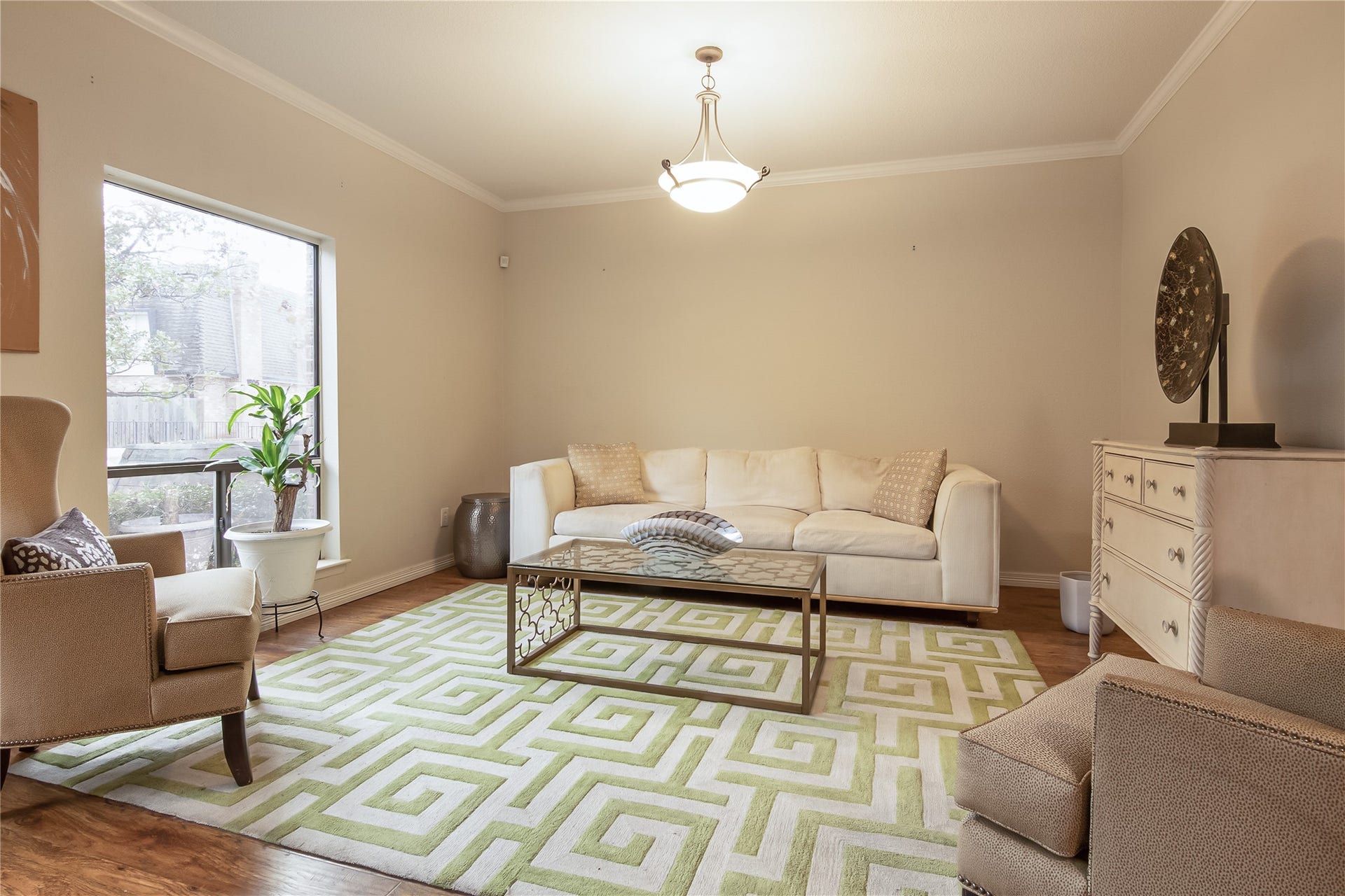 1802 Stoney Brook Drive, #104, Houston, TX 77063